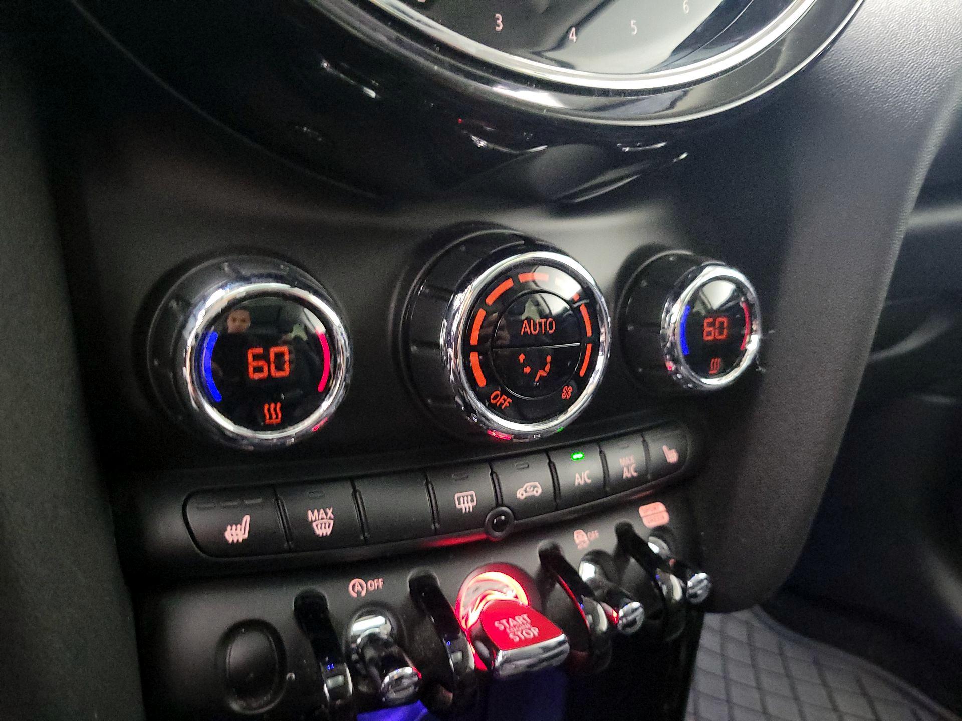 Thumbnail: 2023 MINI Cooper Hardtop - 16