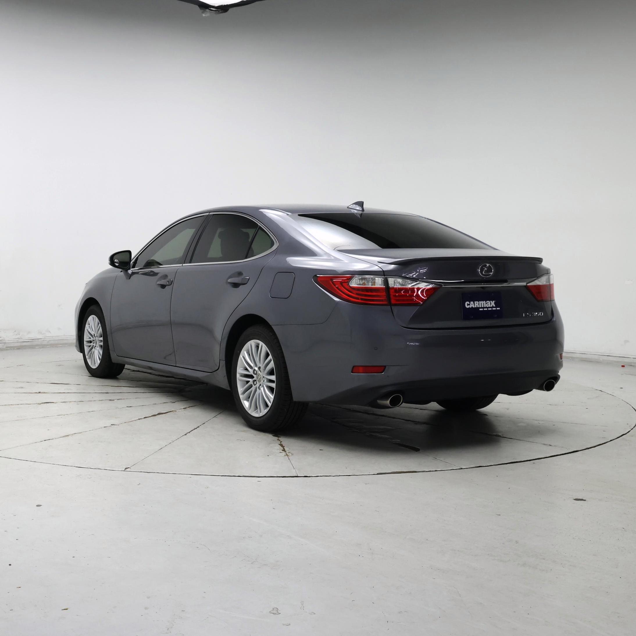 Thumbnail: 2015 Lexus ES - 2