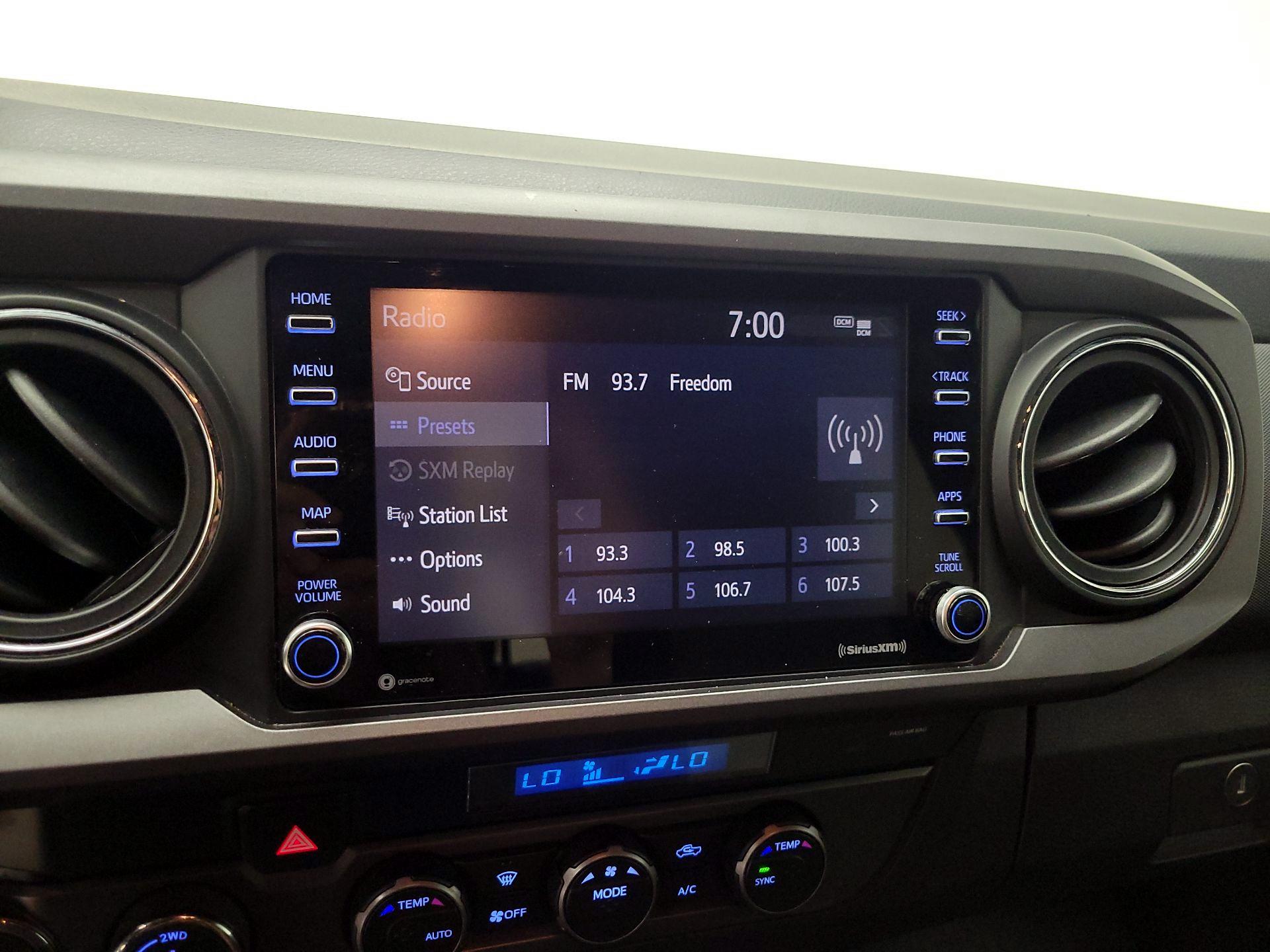 Thumbnail: 2021 Toyota Tacoma - 15