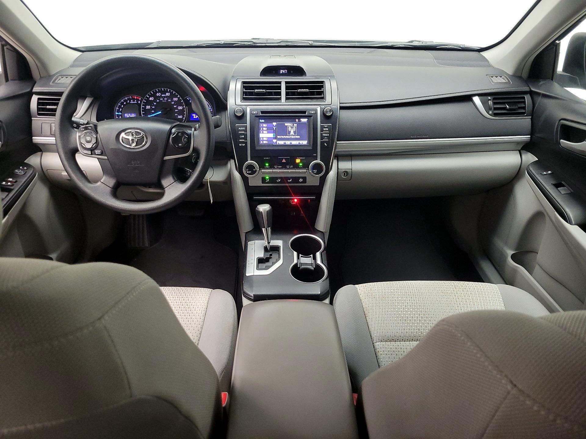 Thumbnail: 2014 Toyota Camry - 9
