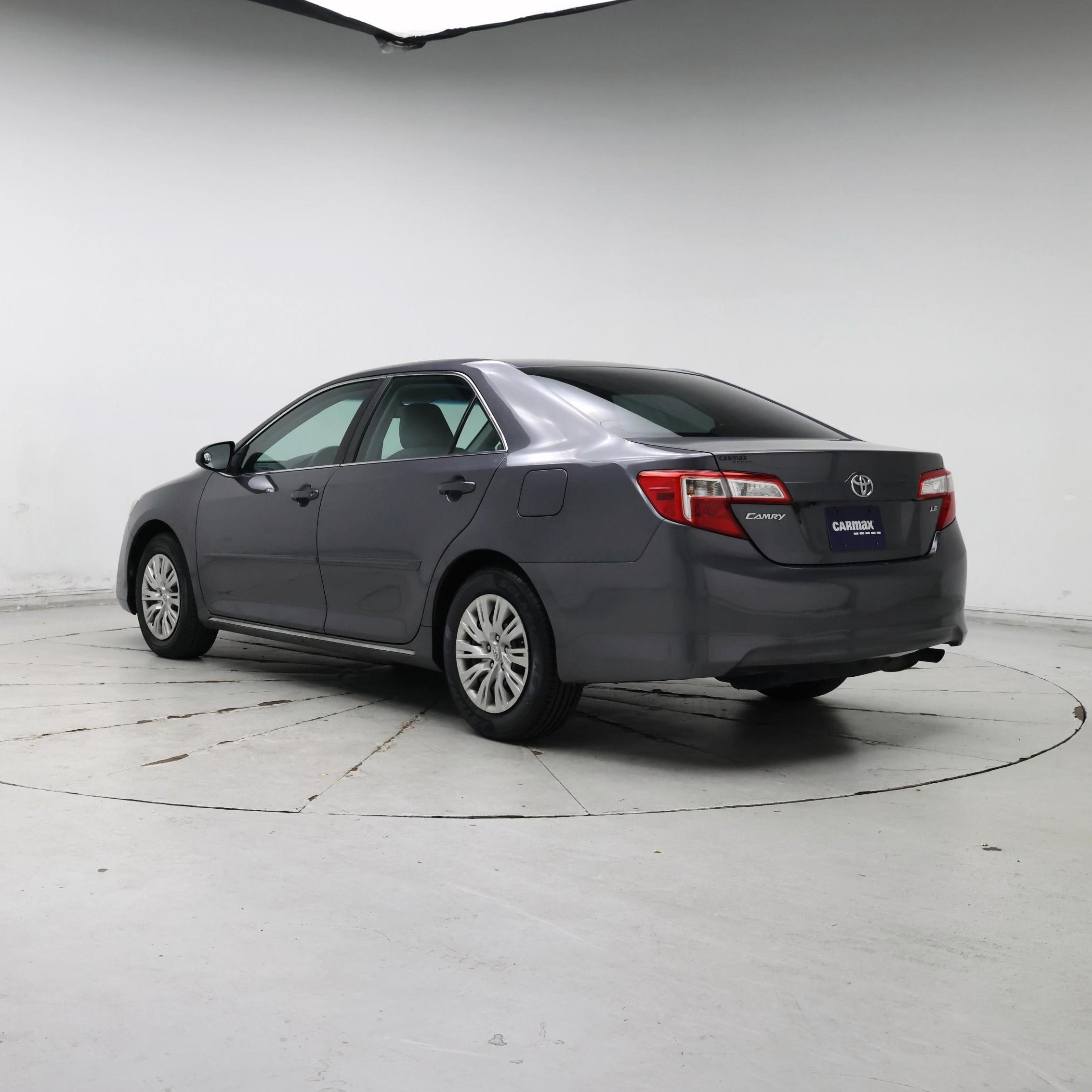Thumbnail: 2014 Toyota Camry - 2