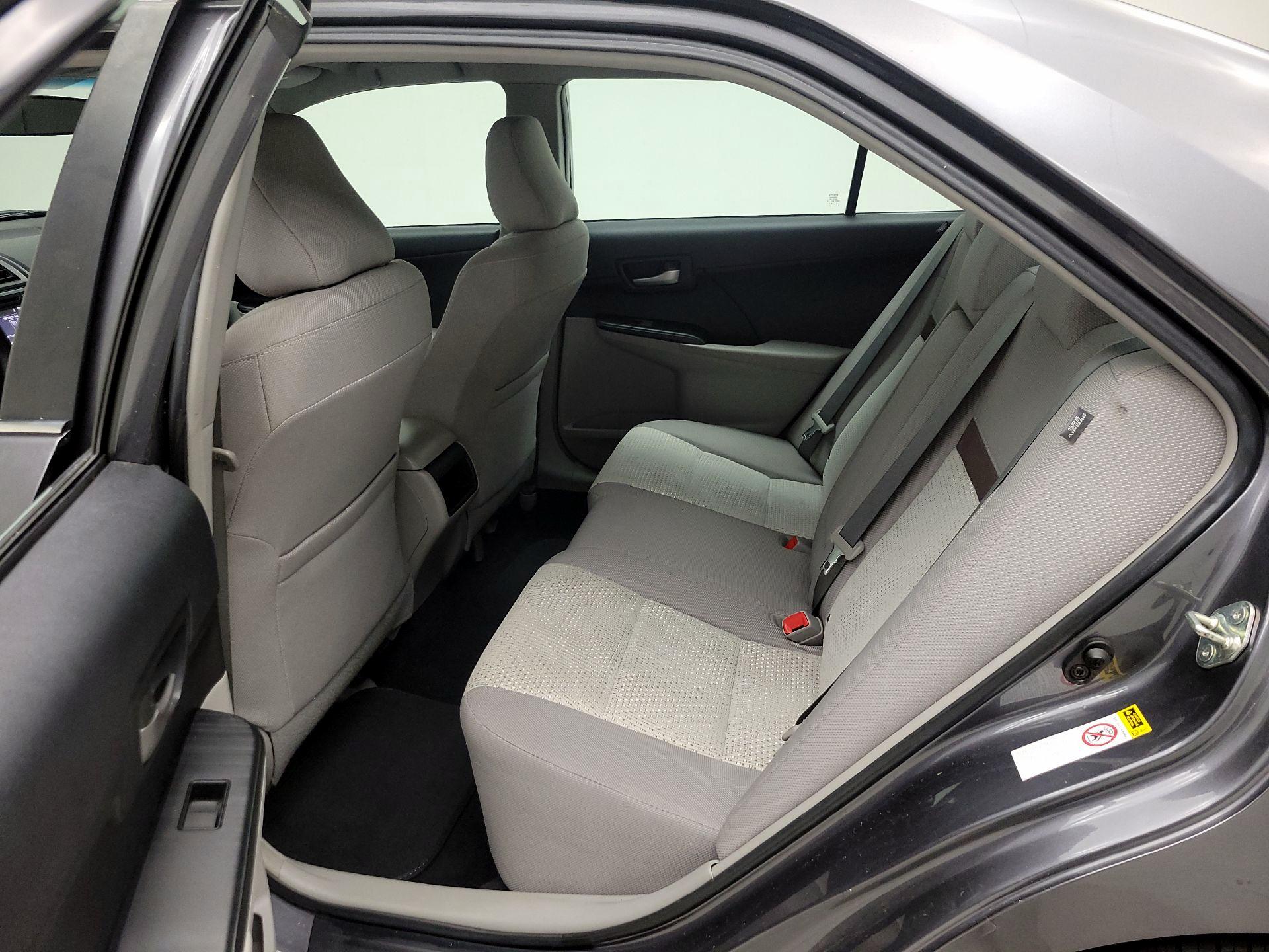 Thumbnail: 2014 Toyota Camry - 19