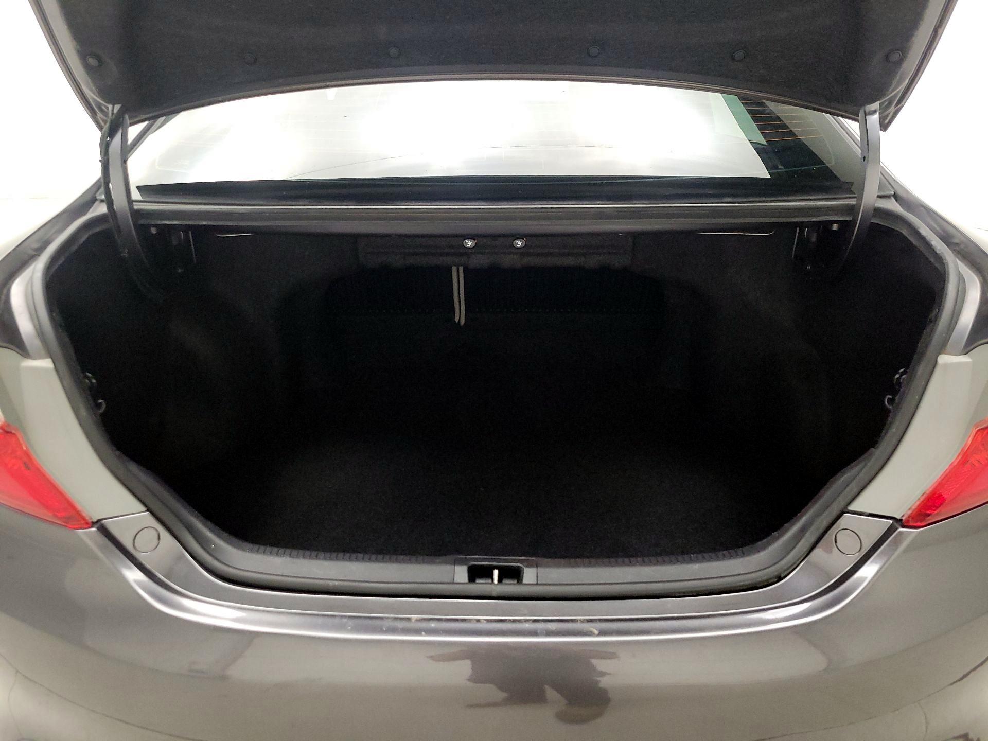 Thumbnail: 2014 Toyota Camry - 20