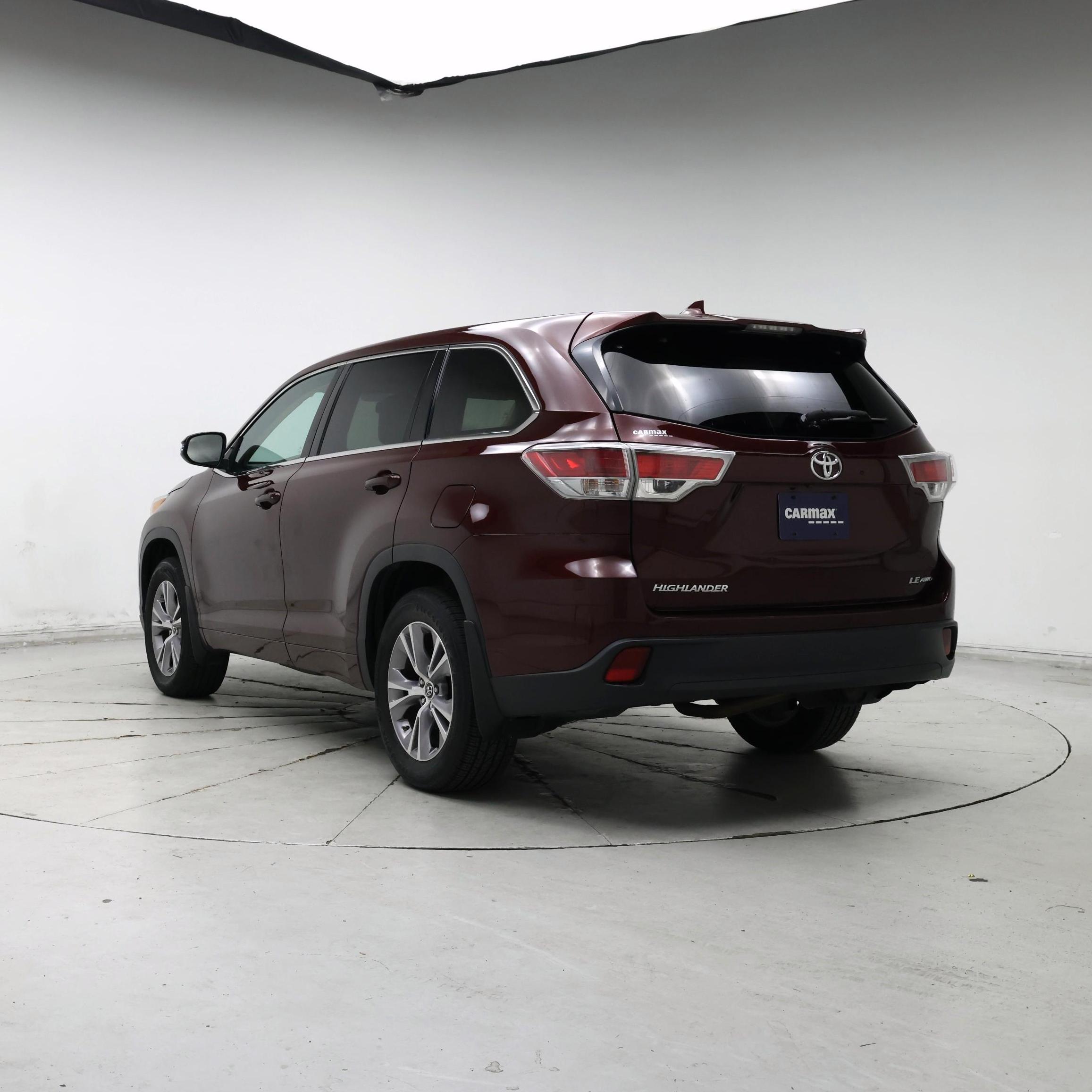 Thumbnail: 2016 Toyota Highlander - 2