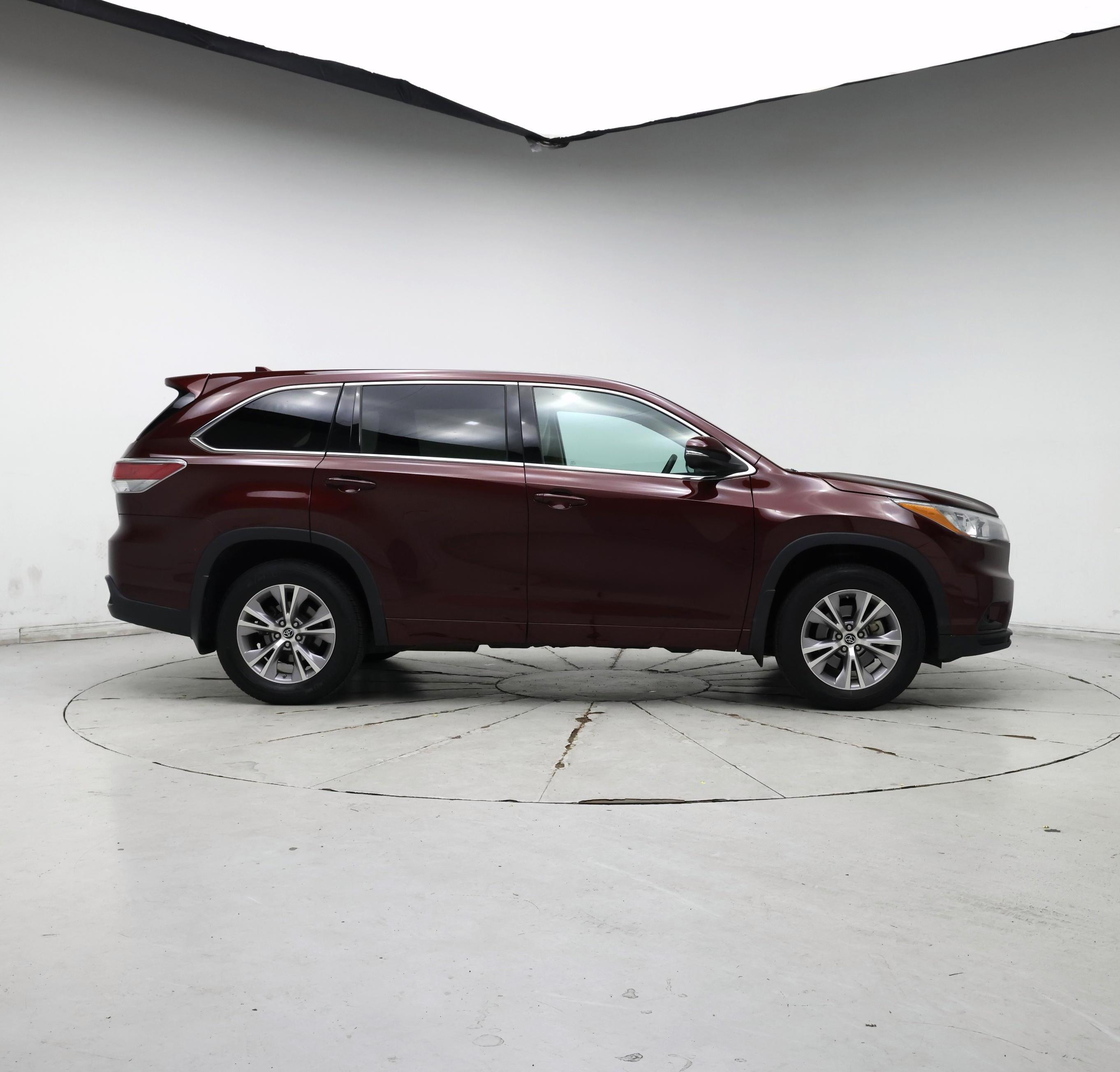 Thumbnail: 2016 Toyota Highlander - 7