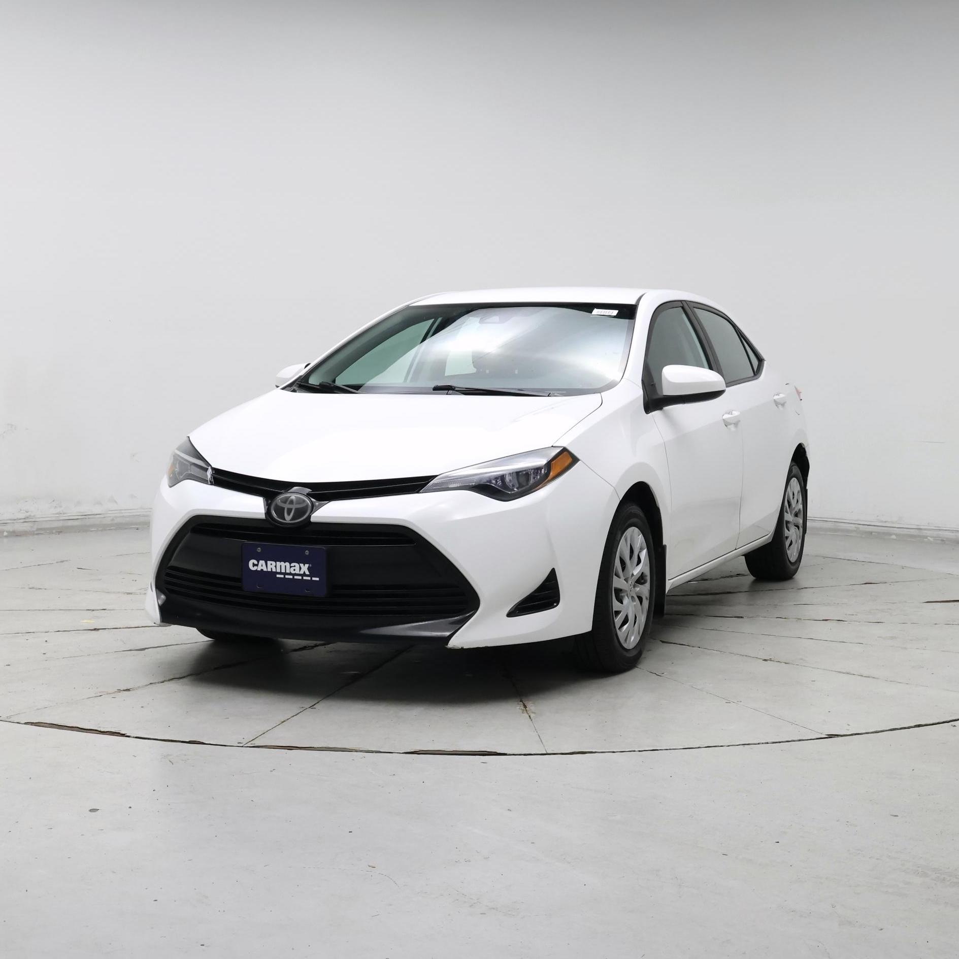Thumbnail: 2017 Toyota Corolla - 4