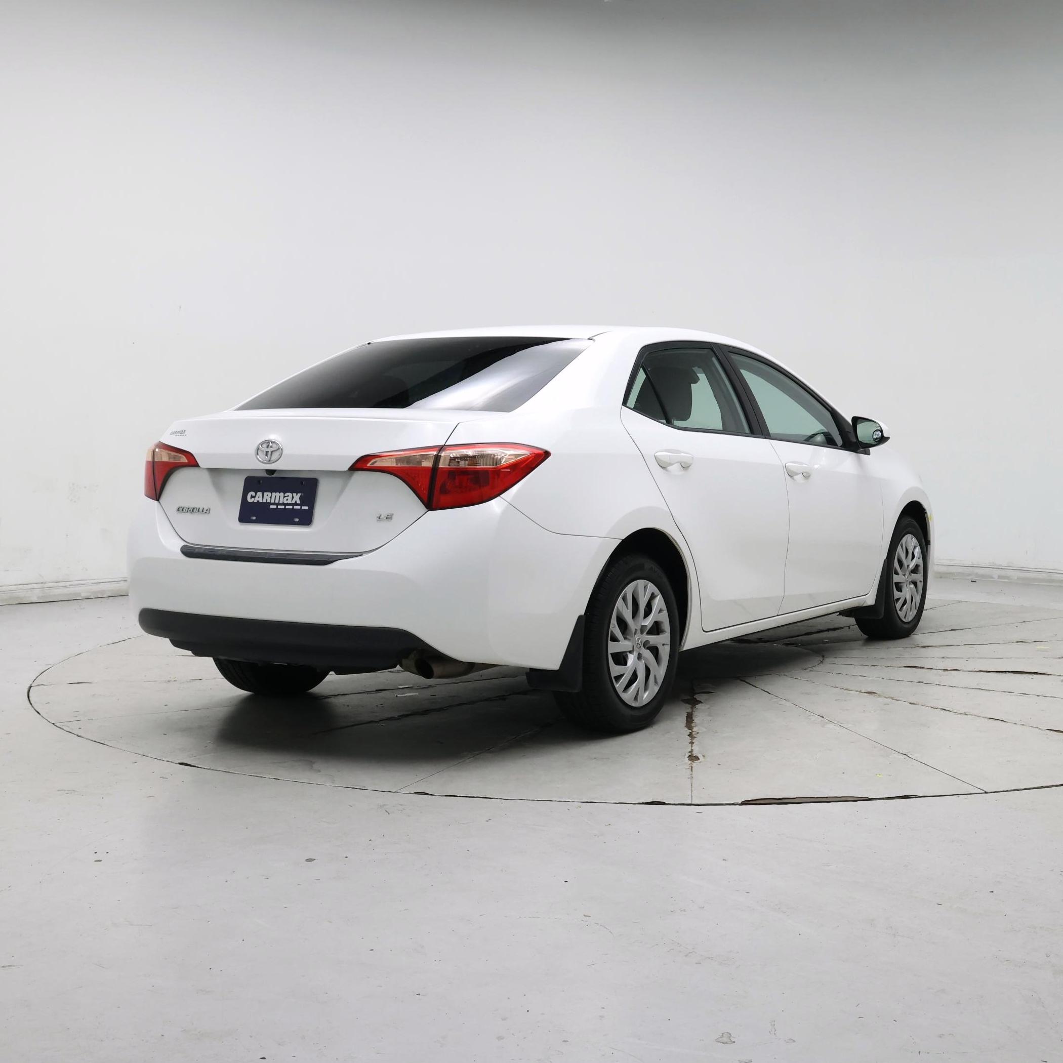 Thumbnail: 2017 Toyota Corolla - 8
