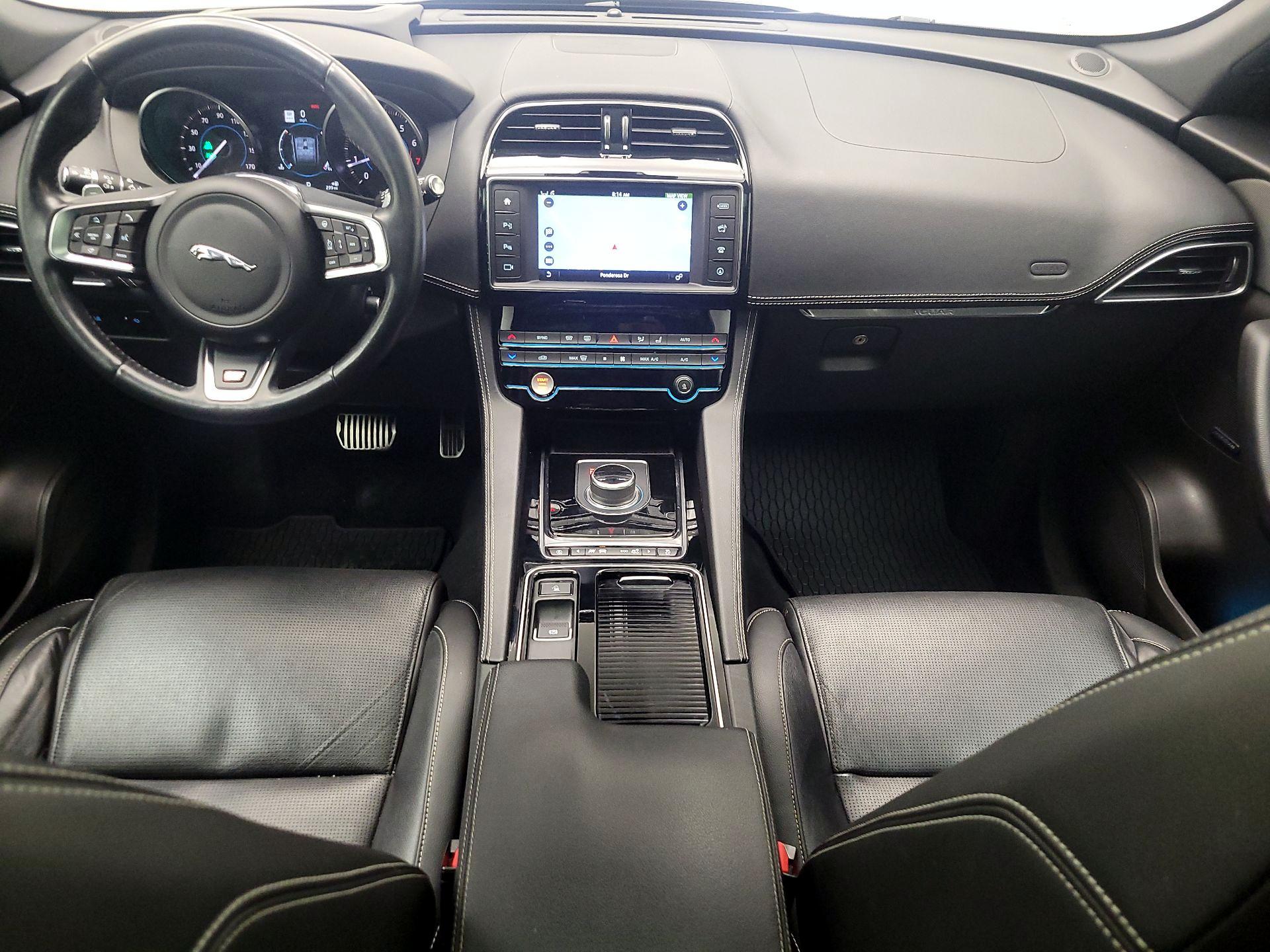 Thumbnail: 2018 Jaguar F-Pace - 9