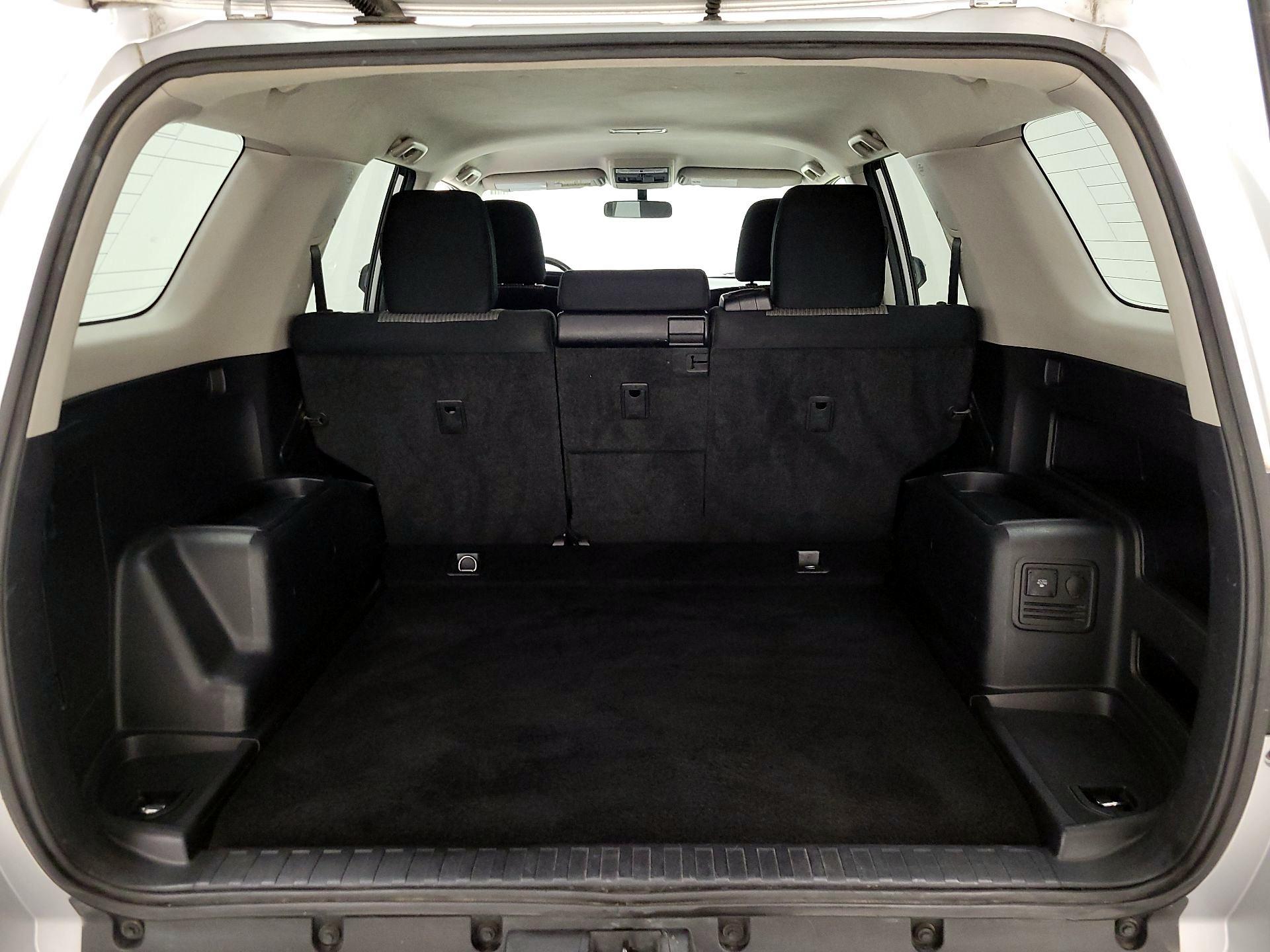 Thumbnail: 2015 Toyota 4Runner - 18
