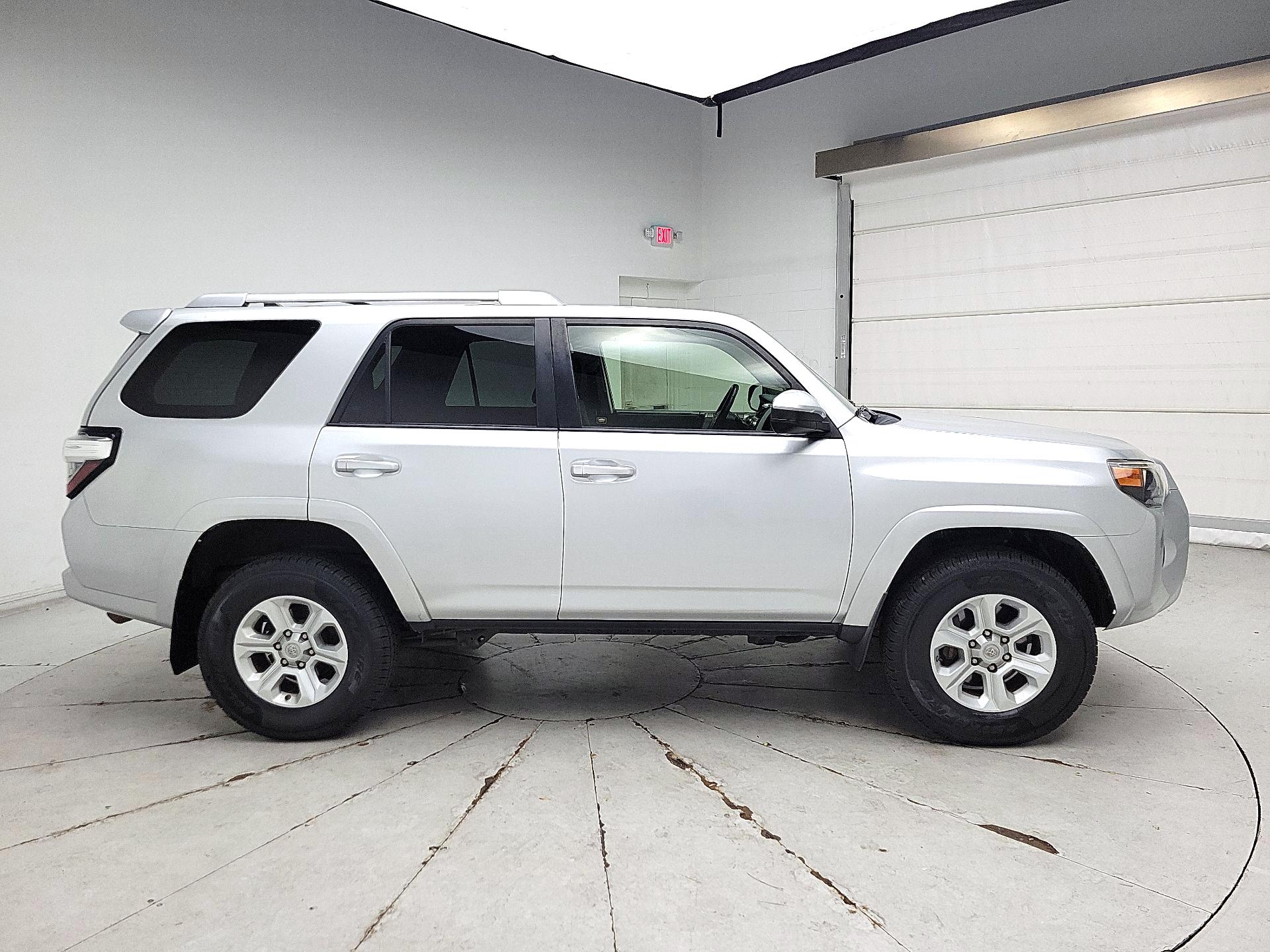 Thumbnail: 2015 Toyota 4Runner - 4