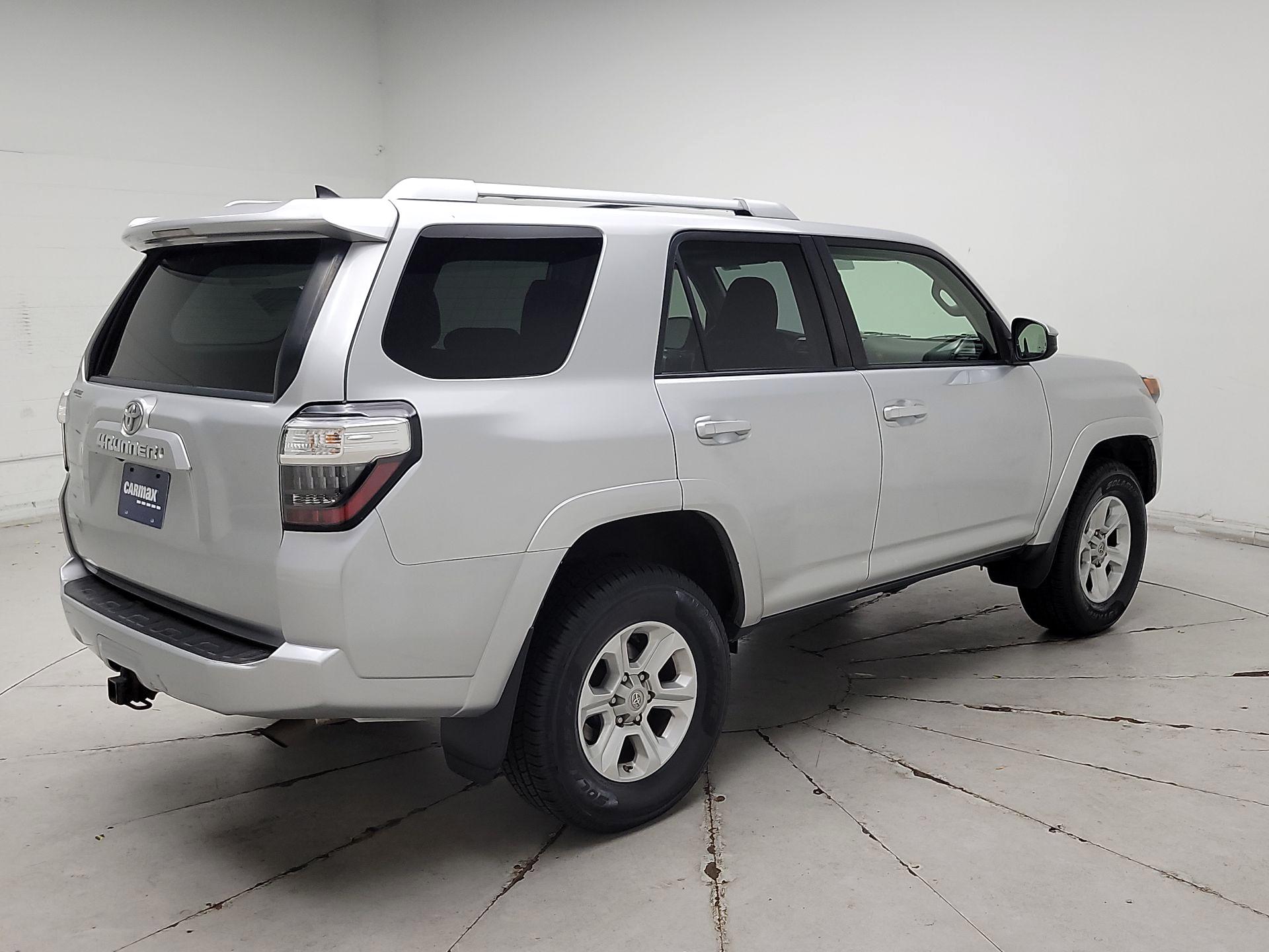 Thumbnail: 2015 Toyota 4Runner - 5