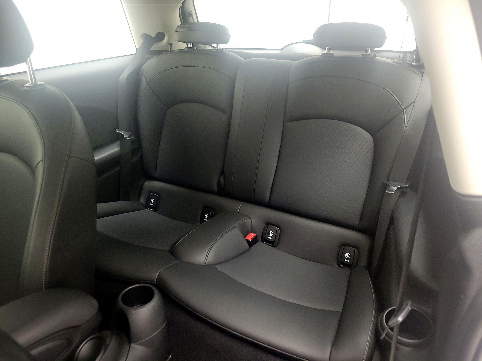 Thumbnail: 2019 MINI Cooper Hardtop - 19