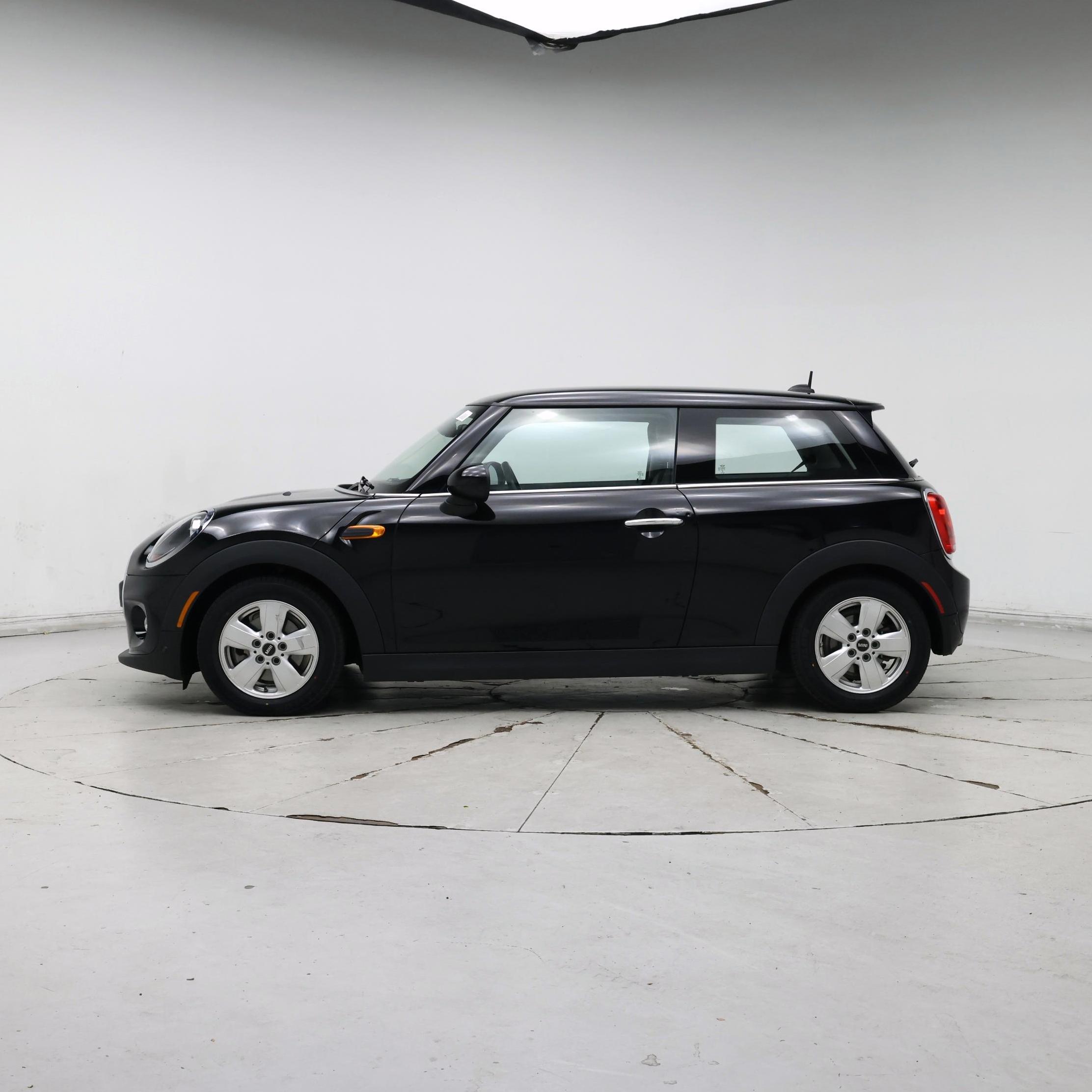 Thumbnail: 2019 MINI Cooper Hardtop - 3