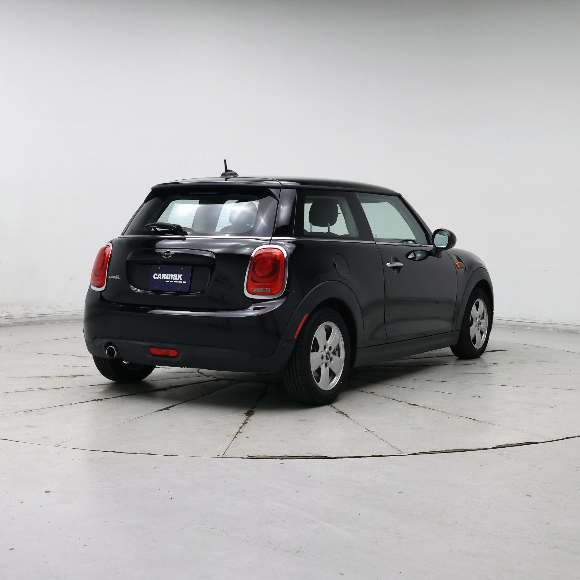 Thumbnail: 2019 MINI Cooper Hardtop - 8