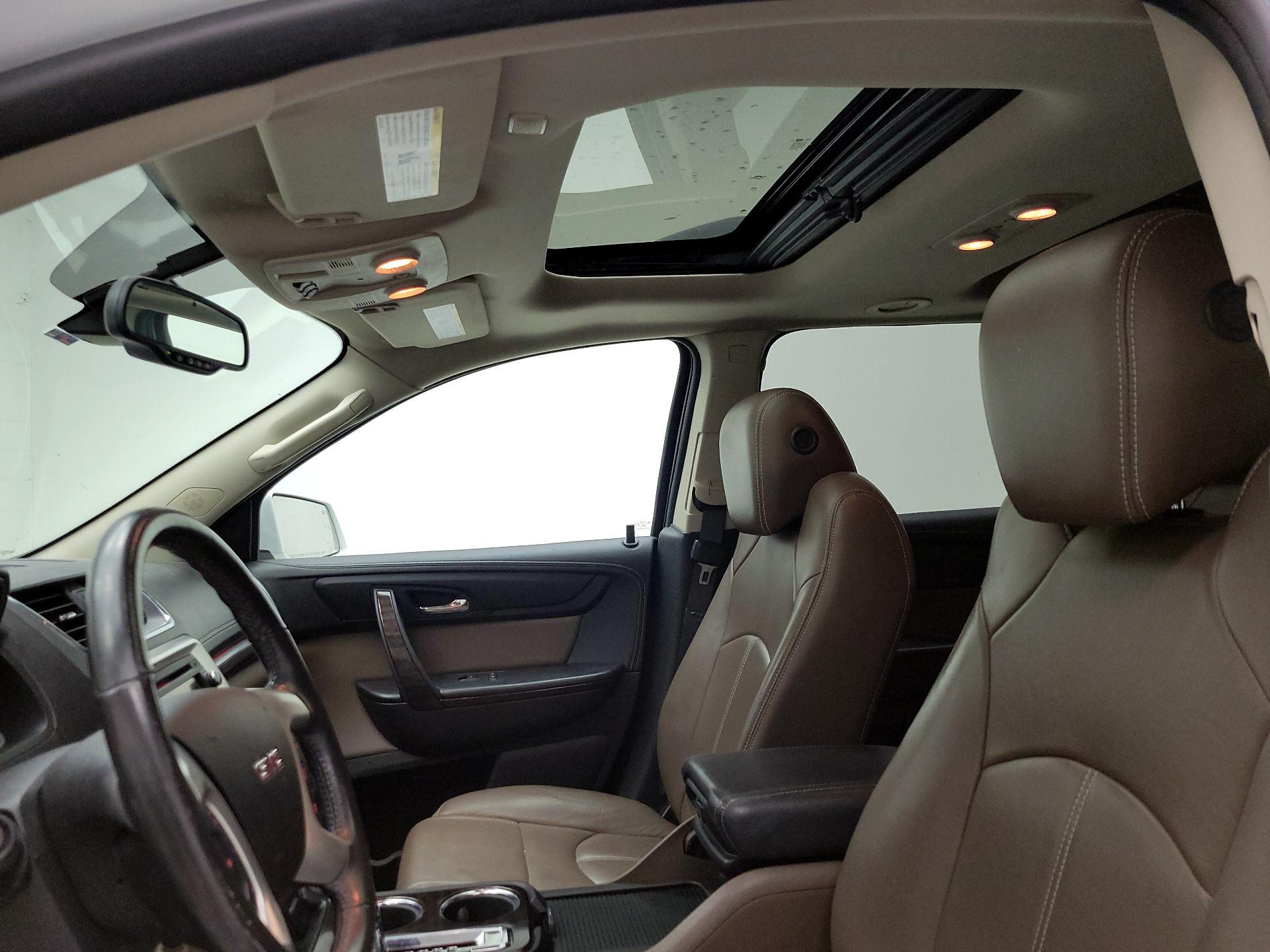 Thumbnail: 2016 GMC Acadia - 18