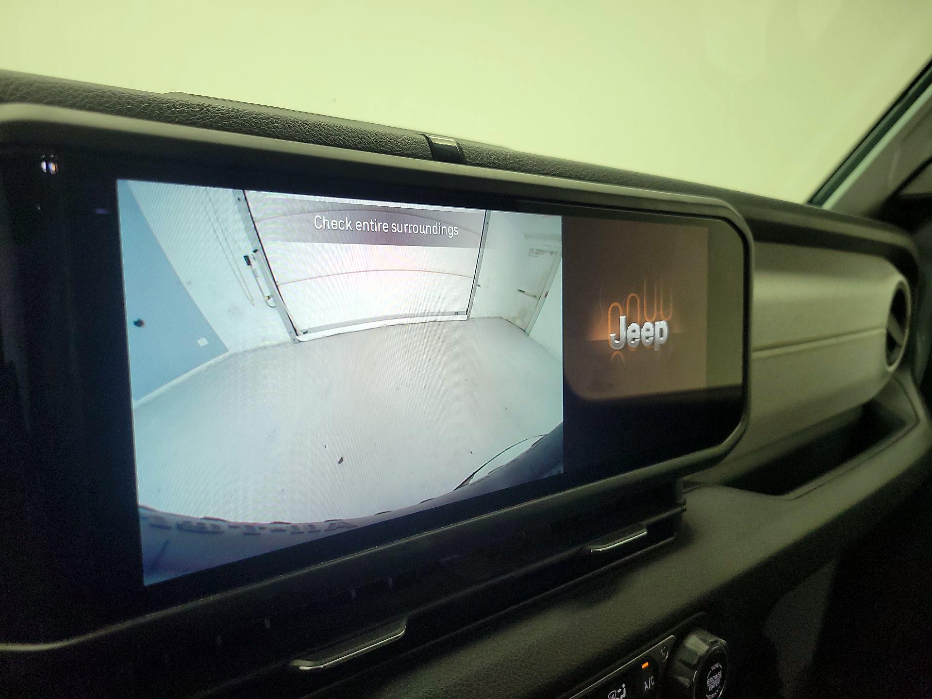 Thumbnail: 2024 Jeep Wrangler - 14