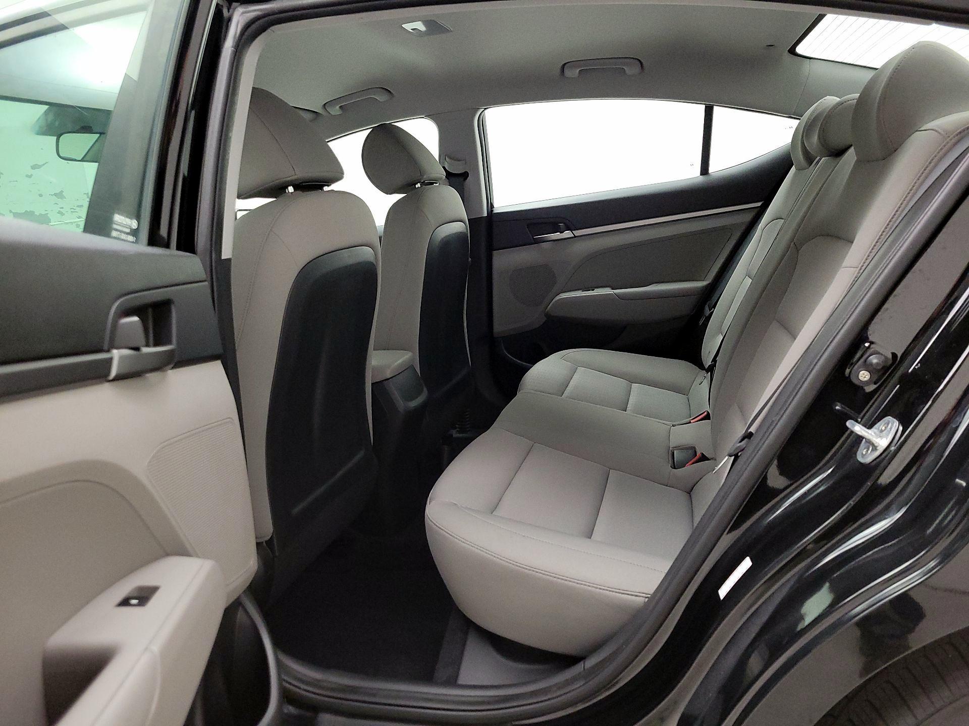 Thumbnail: 2018 Hyundai Elantra - 16