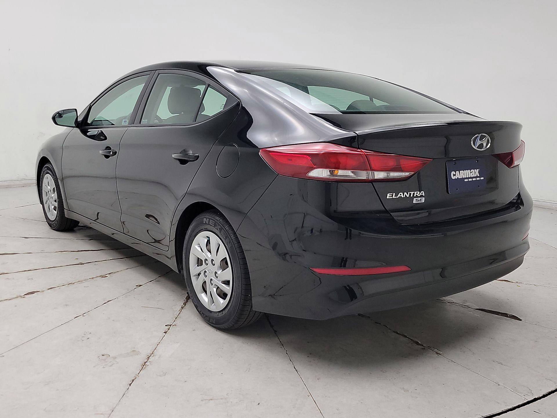 Thumbnail: 2018 Hyundai Elantra - 7