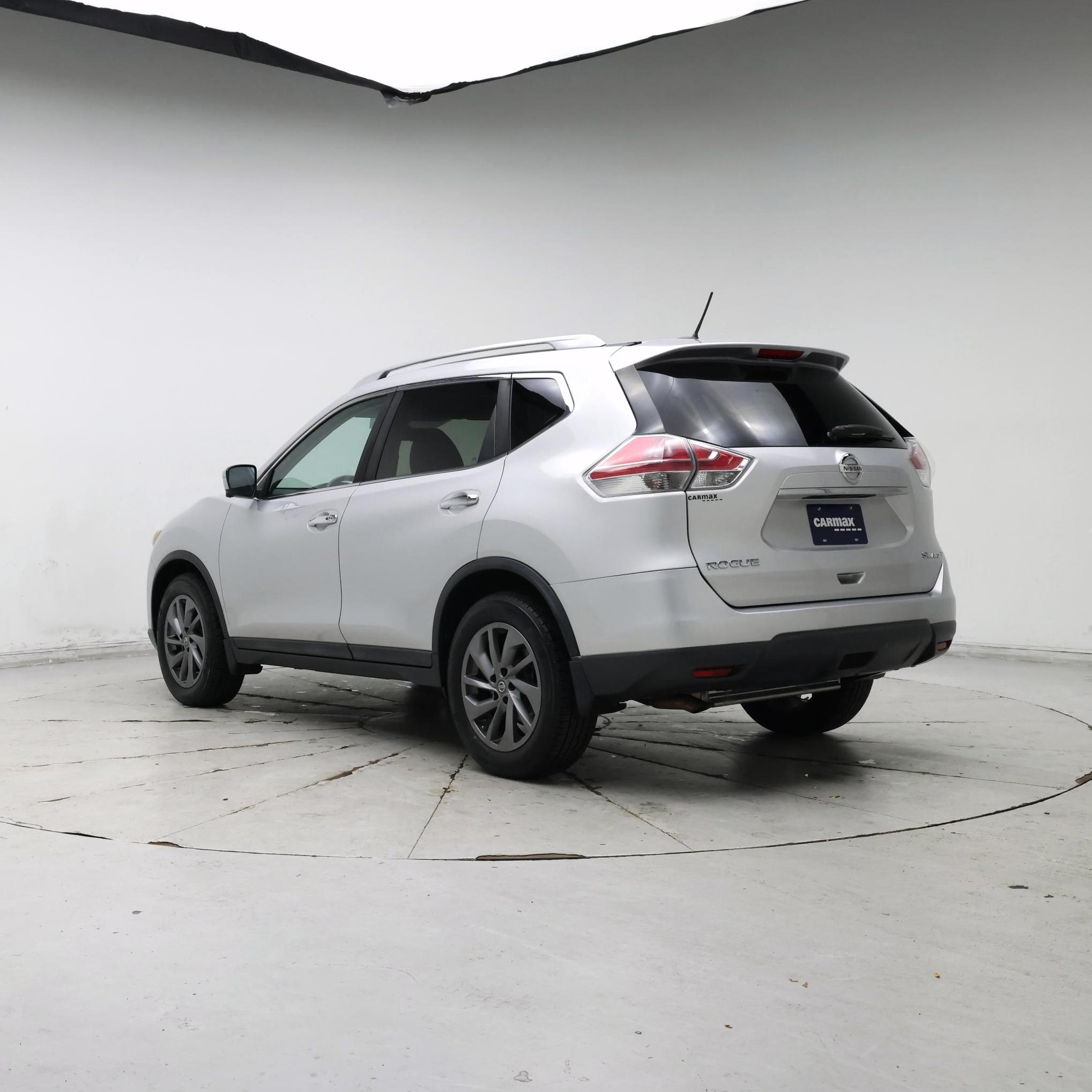 Thumbnail: 2016 Nissan Rogue - 2