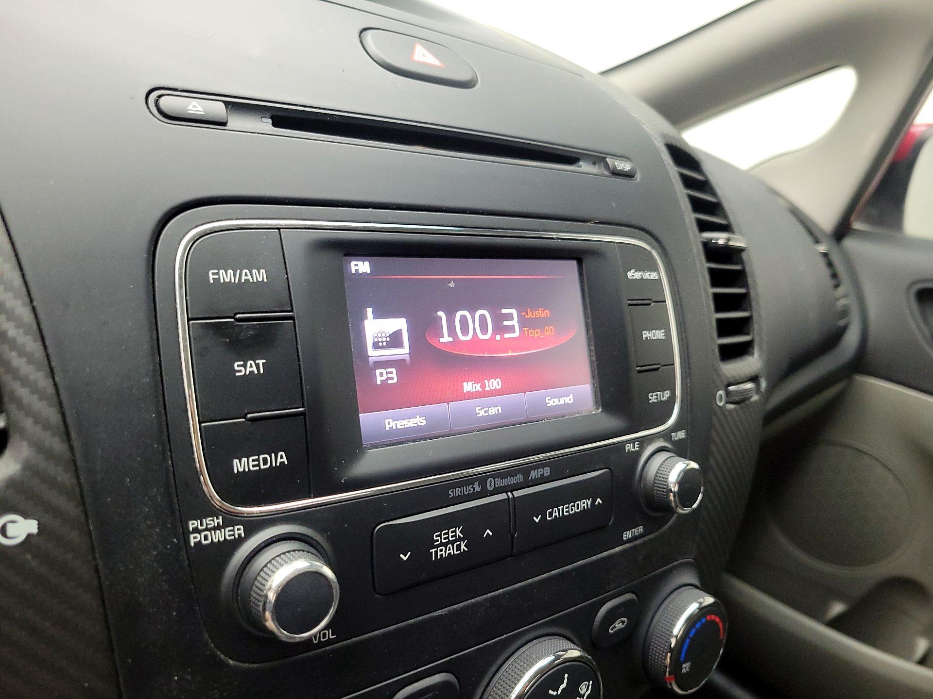 Thumbnail: 2014 Kia Forte - 15