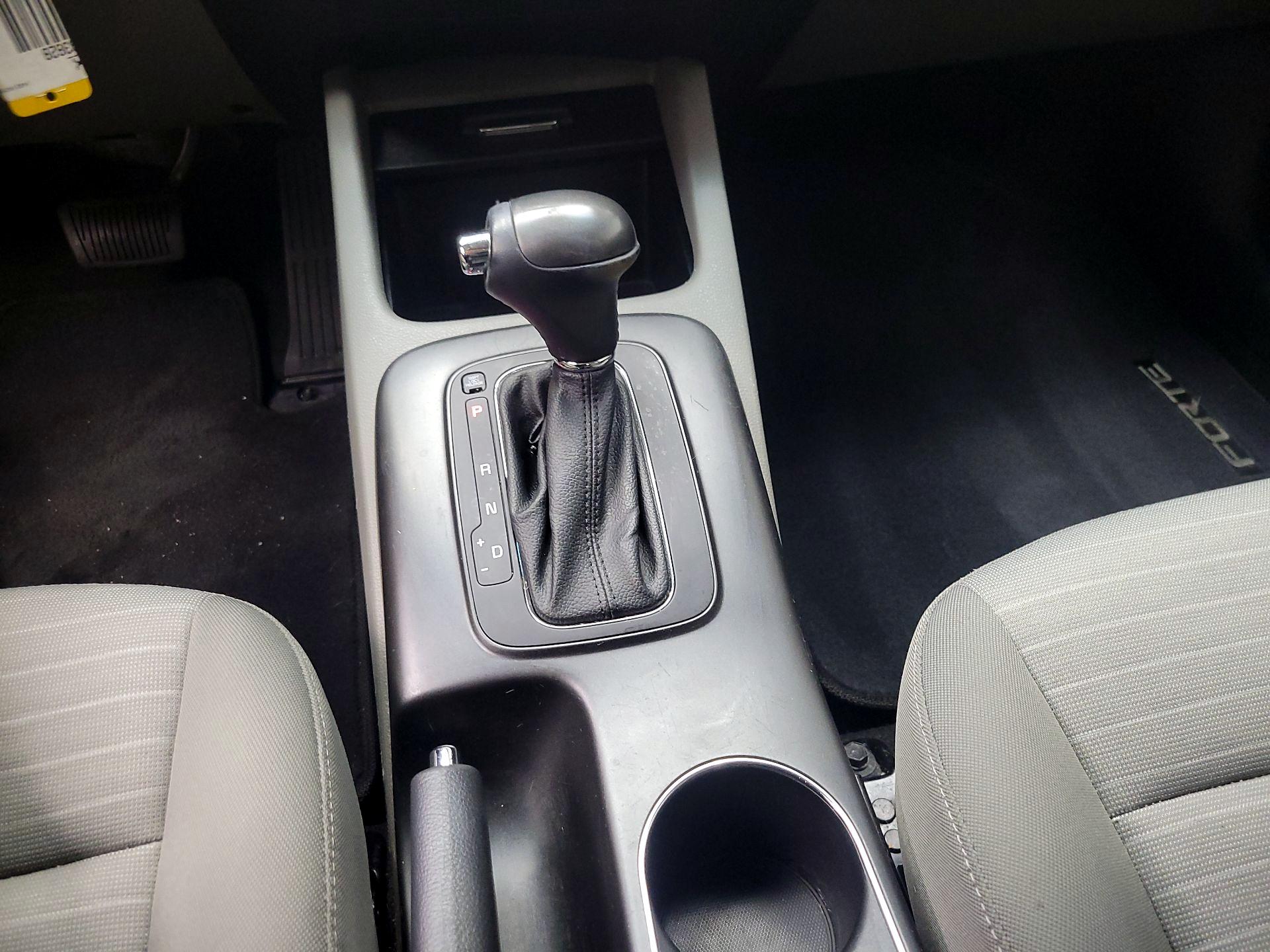 Thumbnail: 2014 Kia Forte - 17