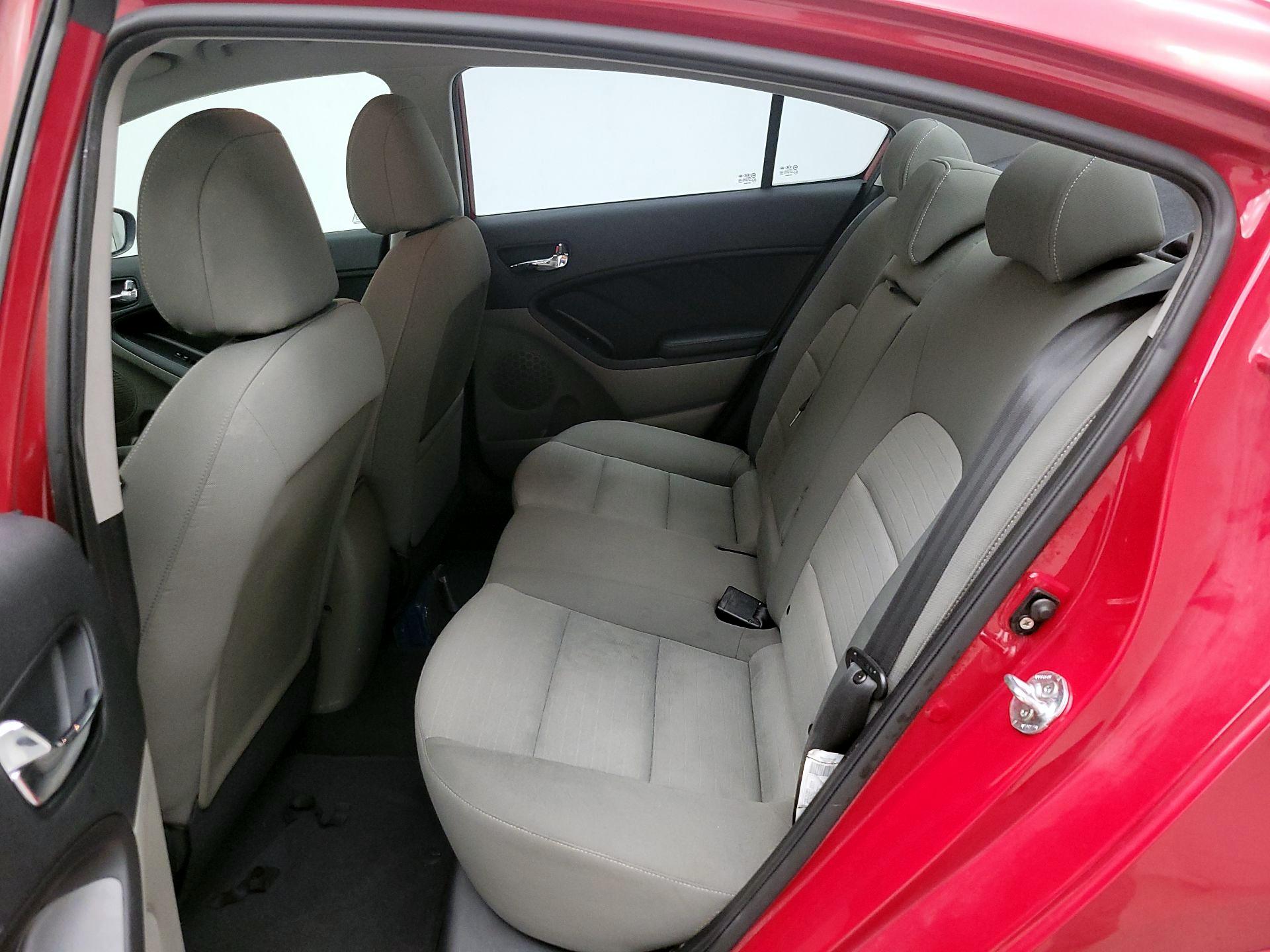 Thumbnail: 2014 Kia Forte - 19