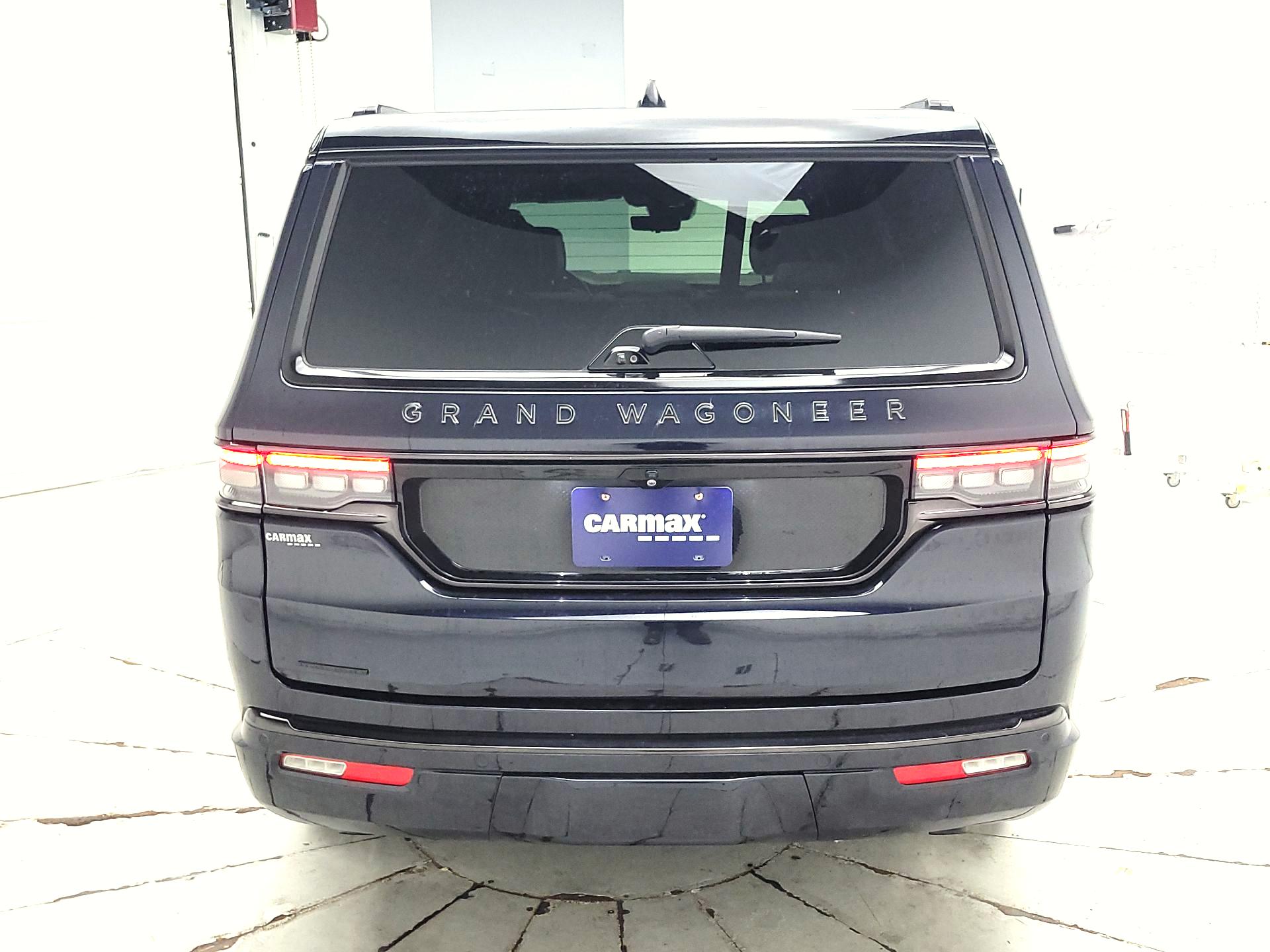 Thumbnail: 2022 Jeep Grand Wagoneer - 6