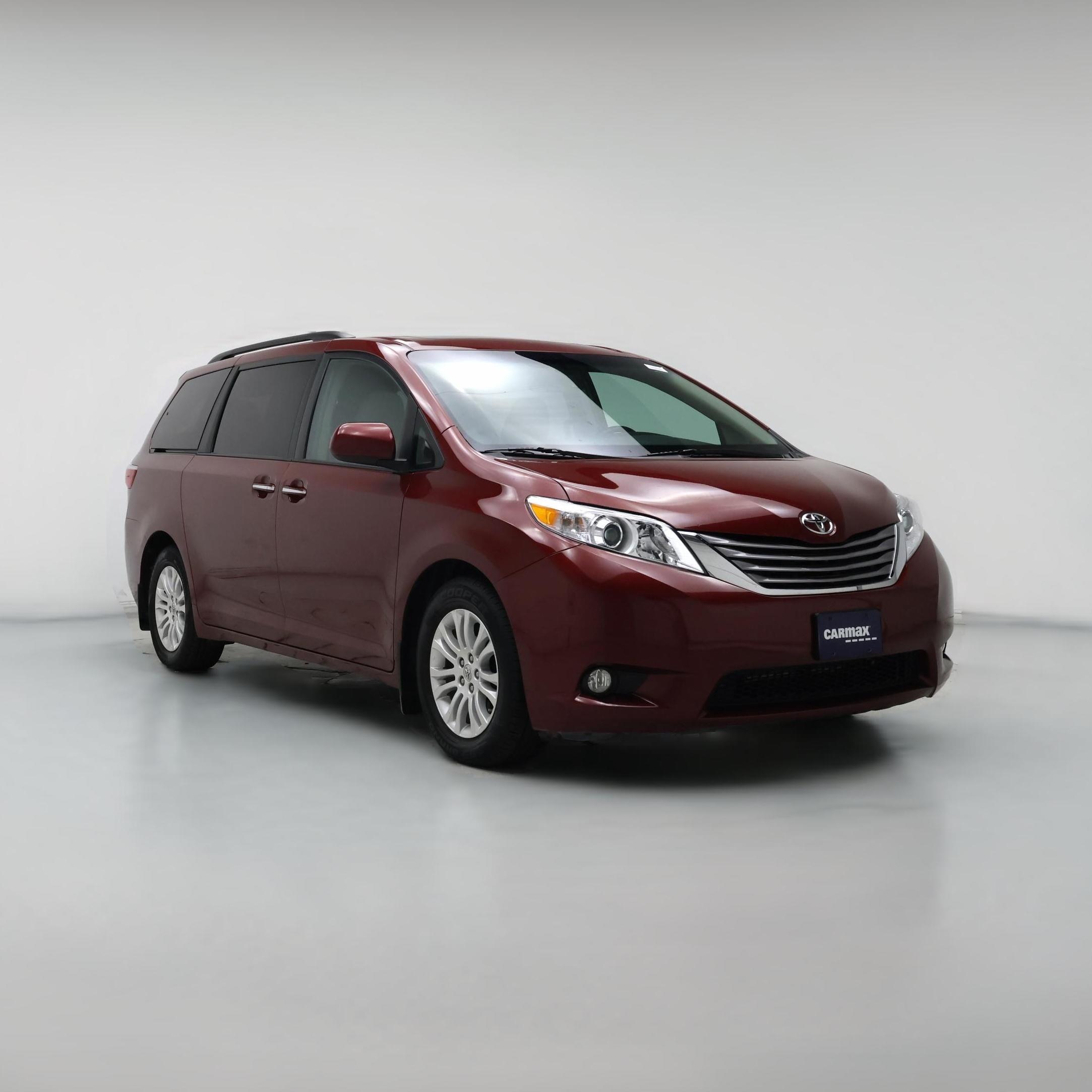 Thumbnail: 2015 Toyota Sienna - 1