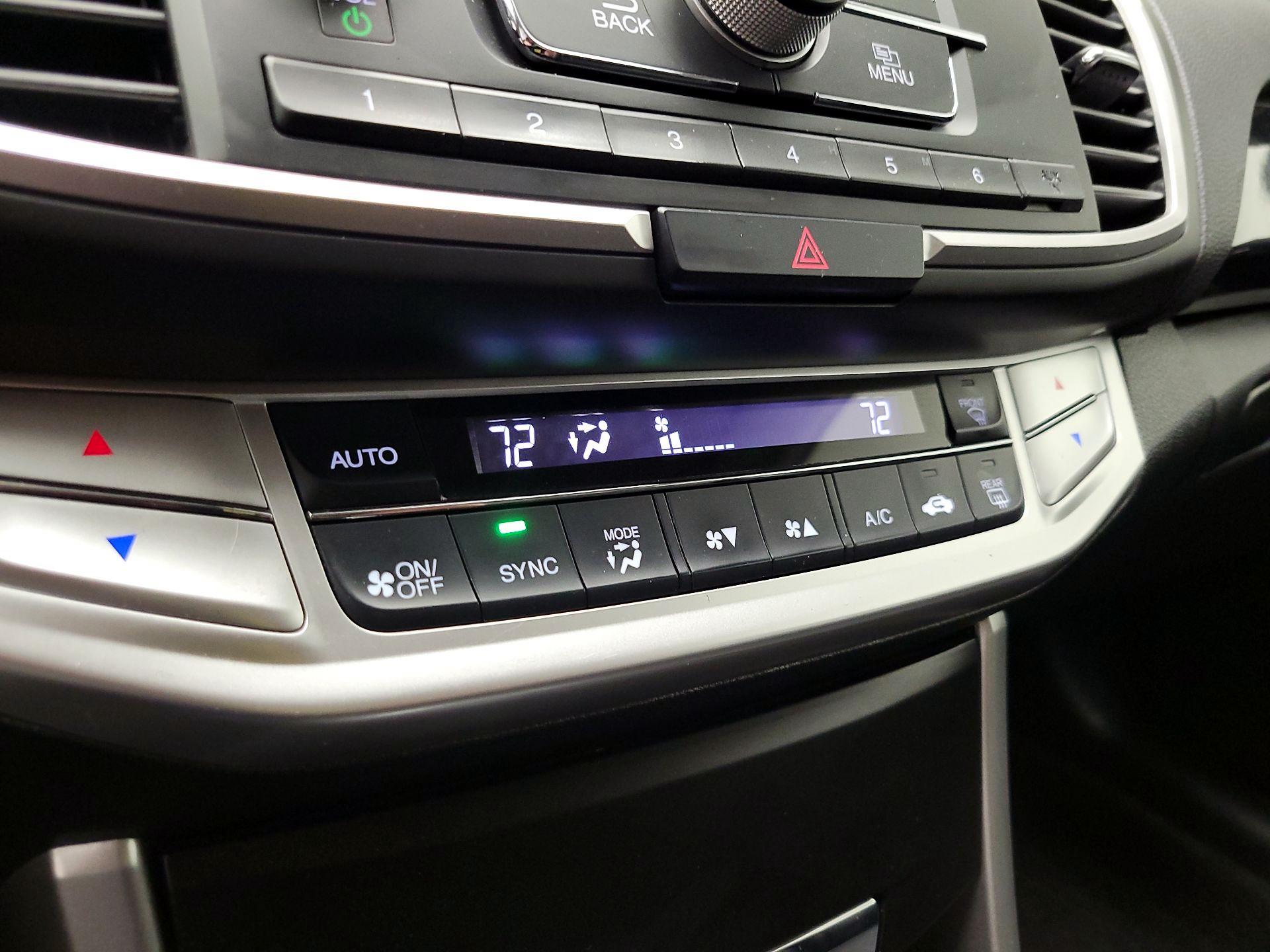 Thumbnail: 2015 Honda Accord - 16