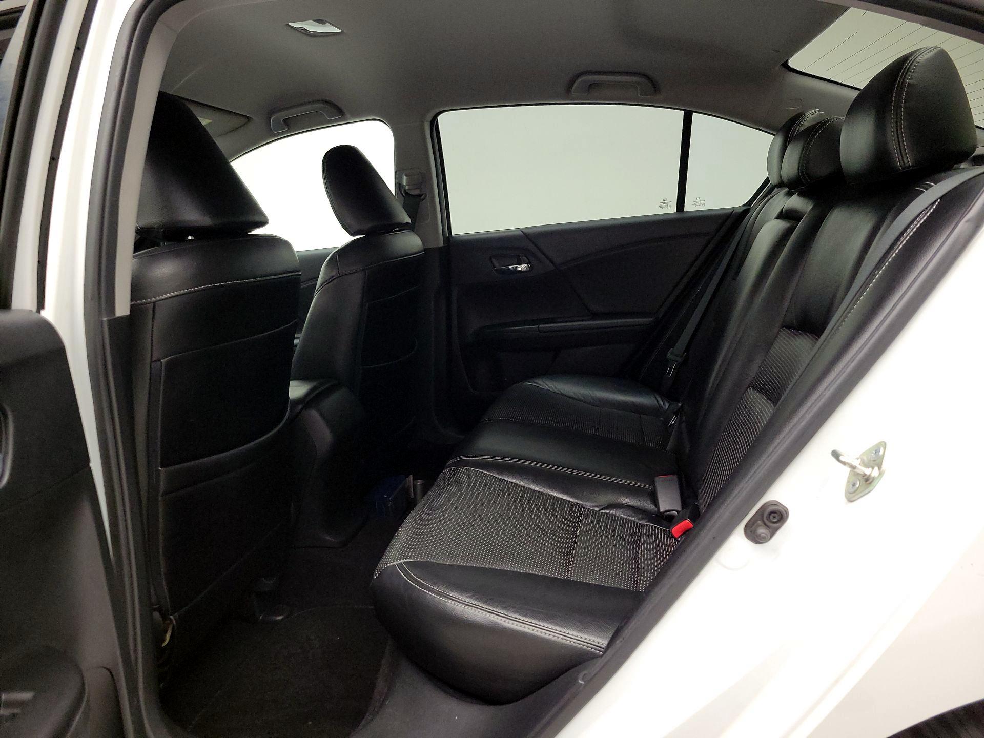 Thumbnail: 2015 Honda Accord - 19