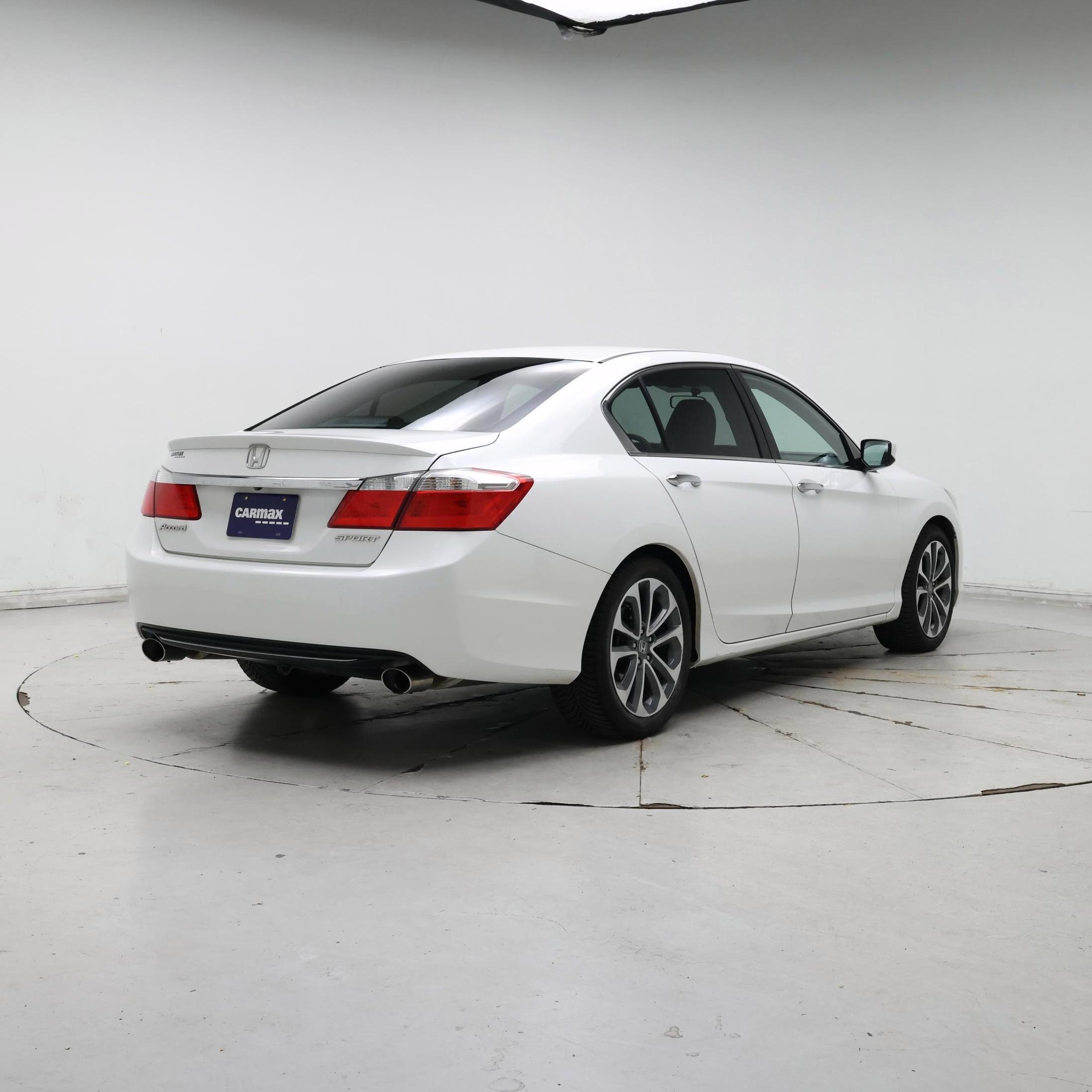 Thumbnail: 2015 Honda Accord - 8