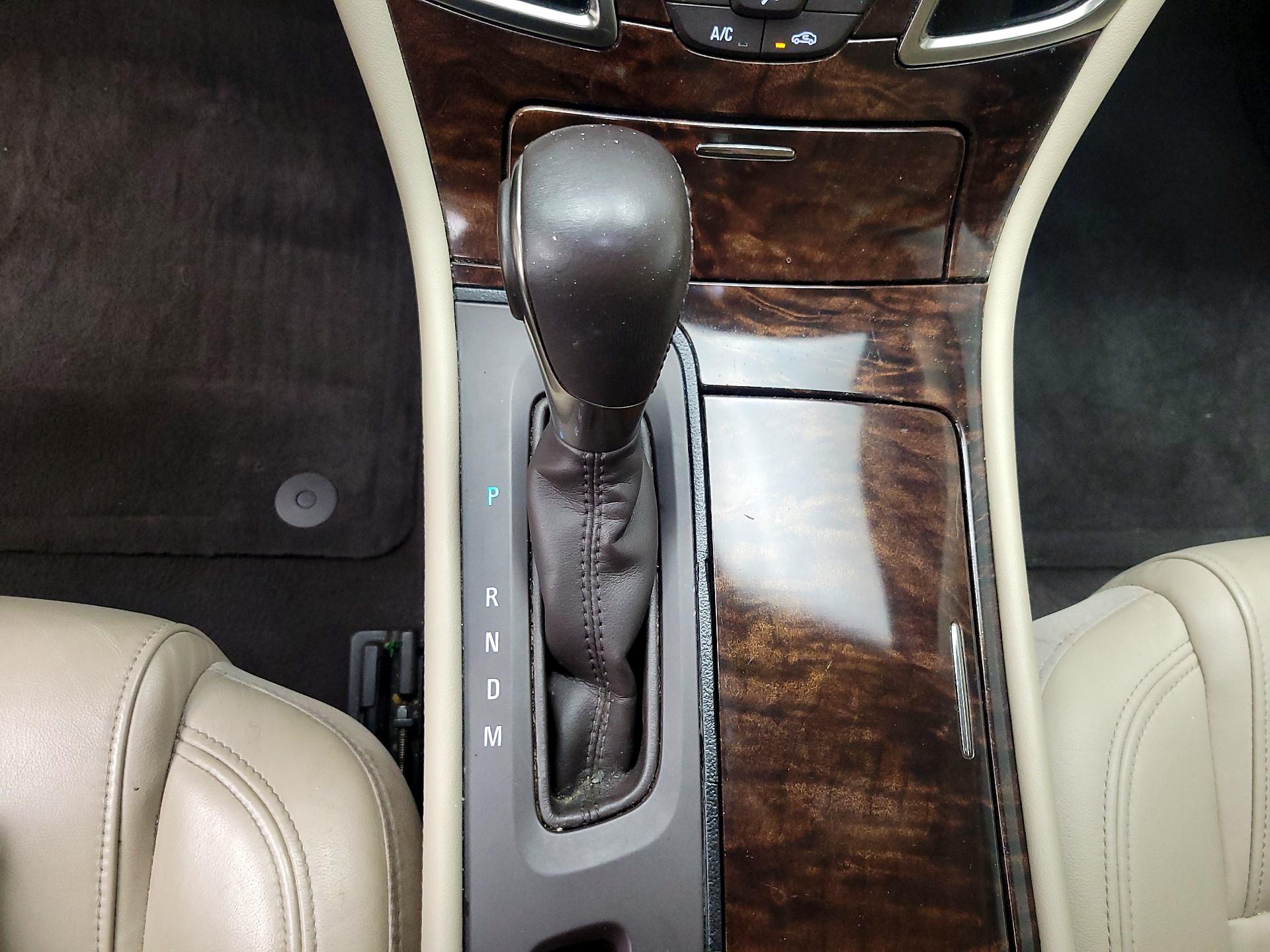 Thumbnail: 2014 Buick LaCrosse - 17