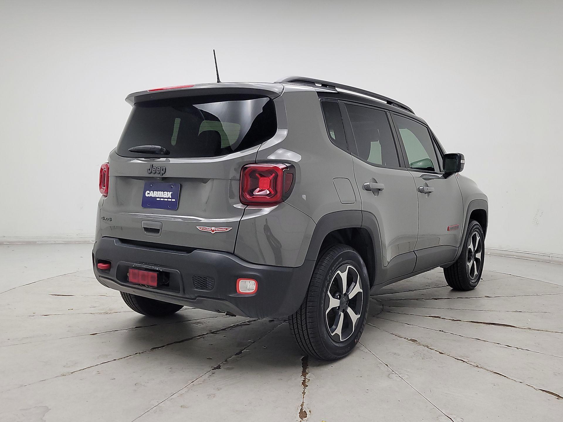 Thumbnail: 2019 Jeep Renegade - 5