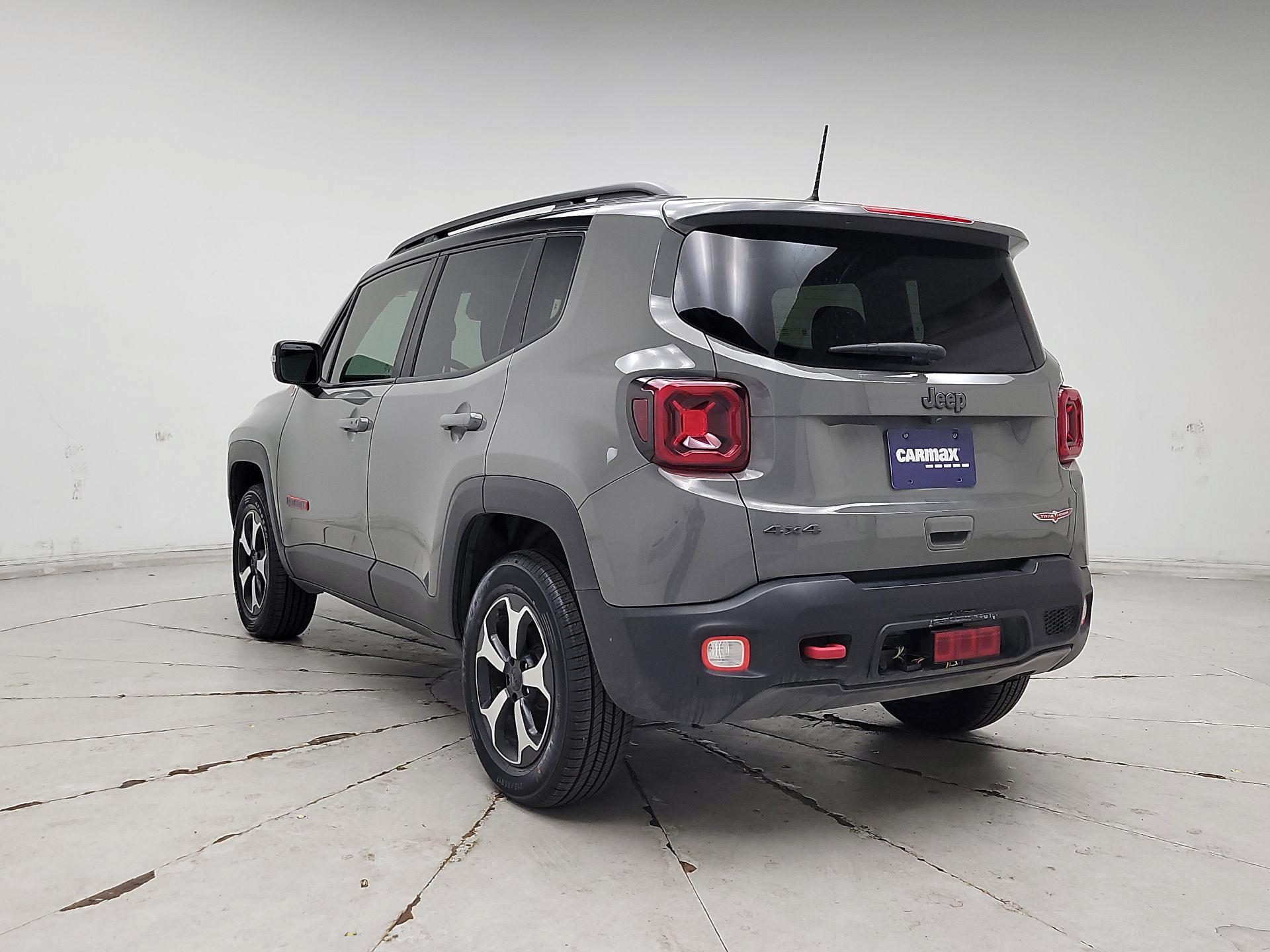 Thumbnail: 2019 Jeep Renegade - 7