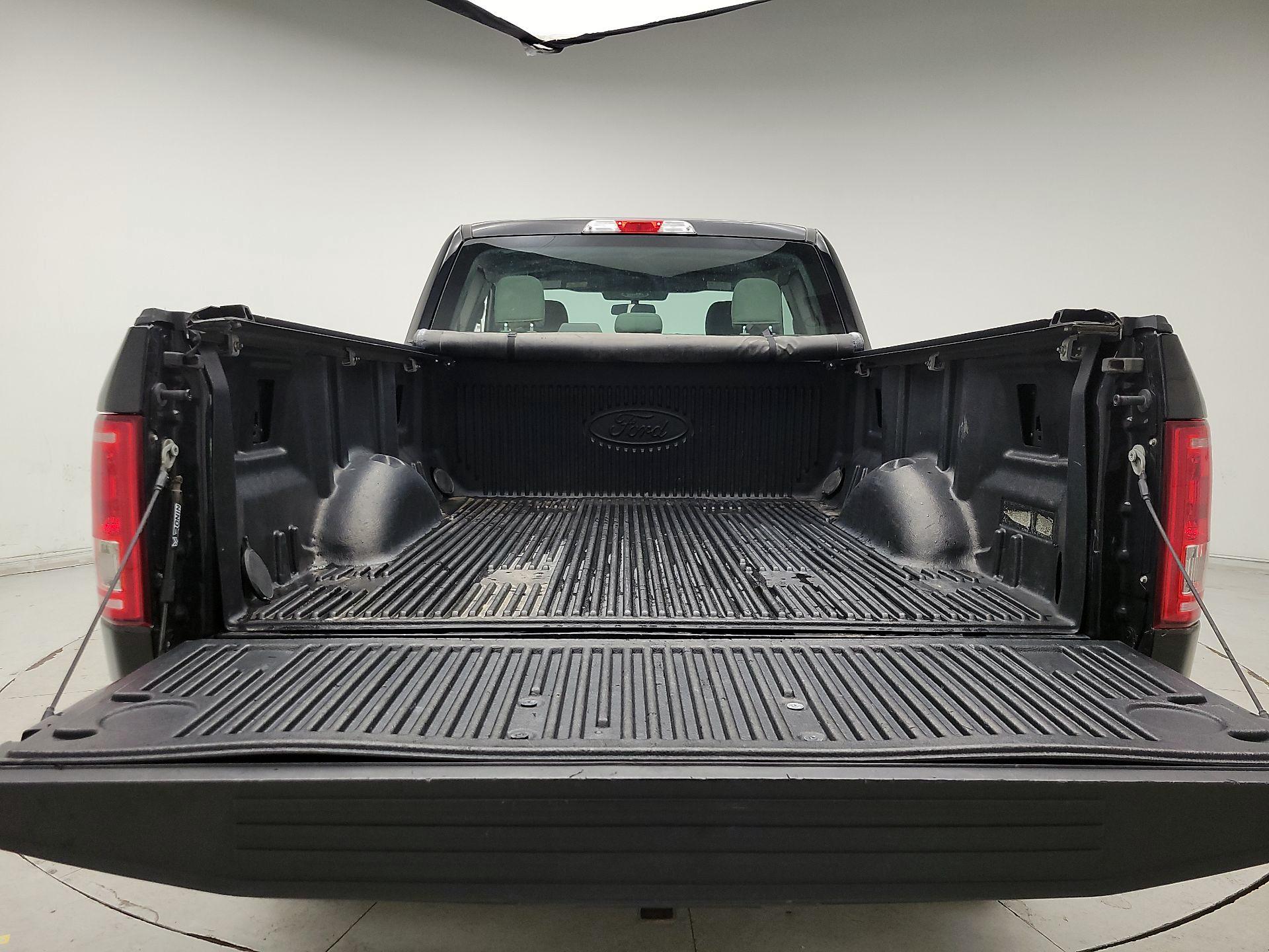 Thumbnail: 2016 Ford F-150 - 17