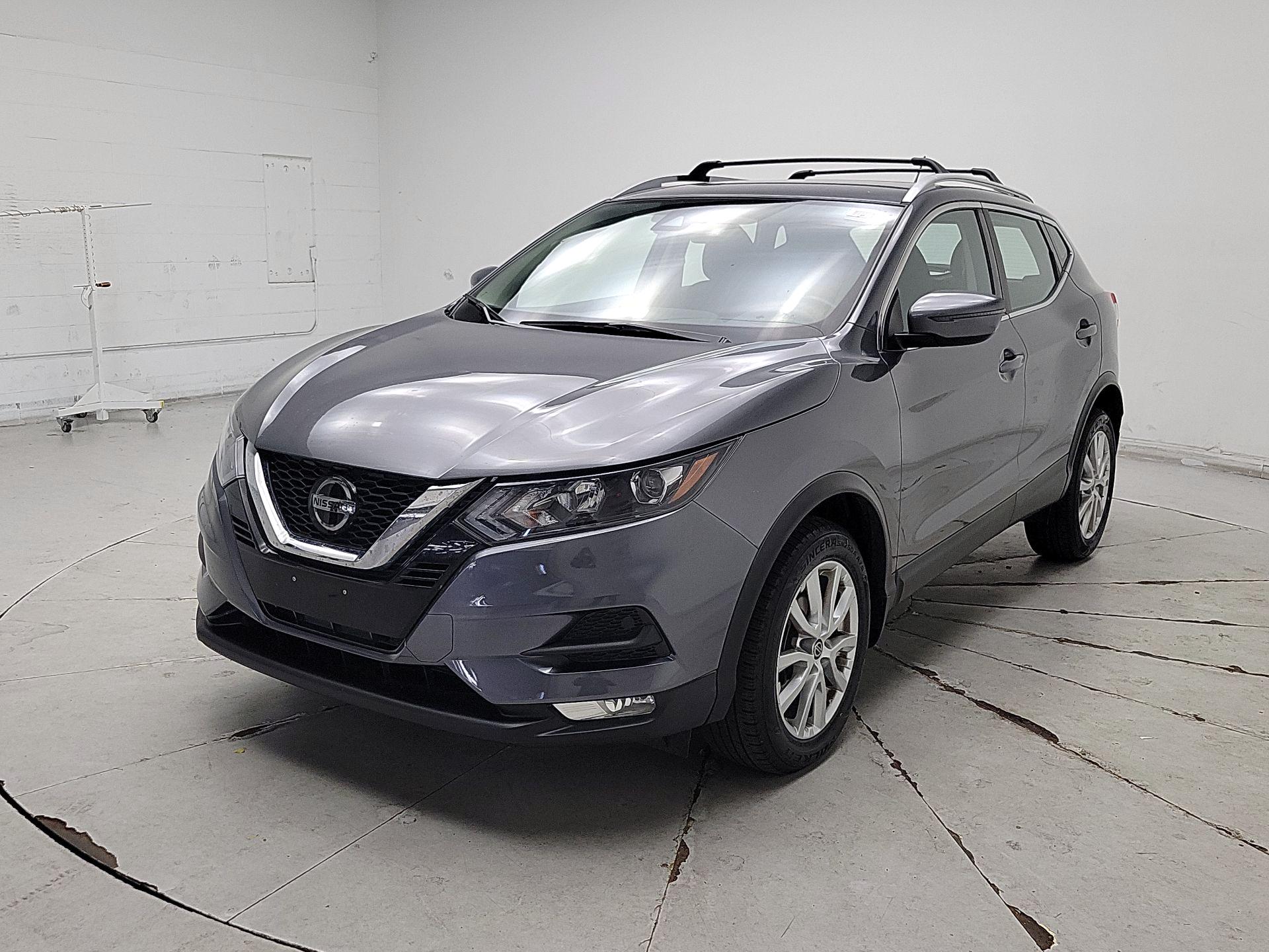 Thumbnail: 2020 Nissan Rogue Sport - 3