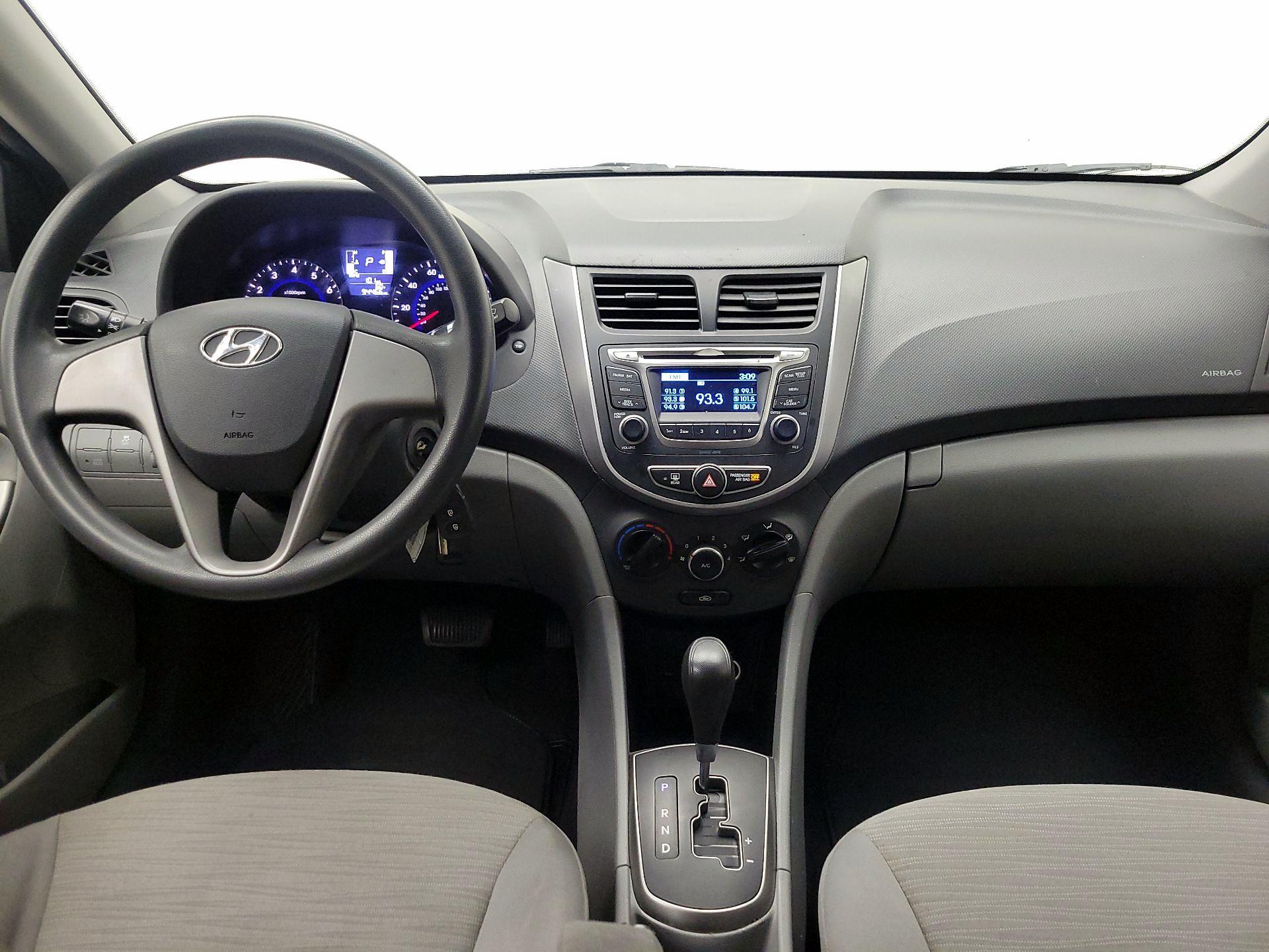 Thumbnail: 2017 Hyundai Accent - 9