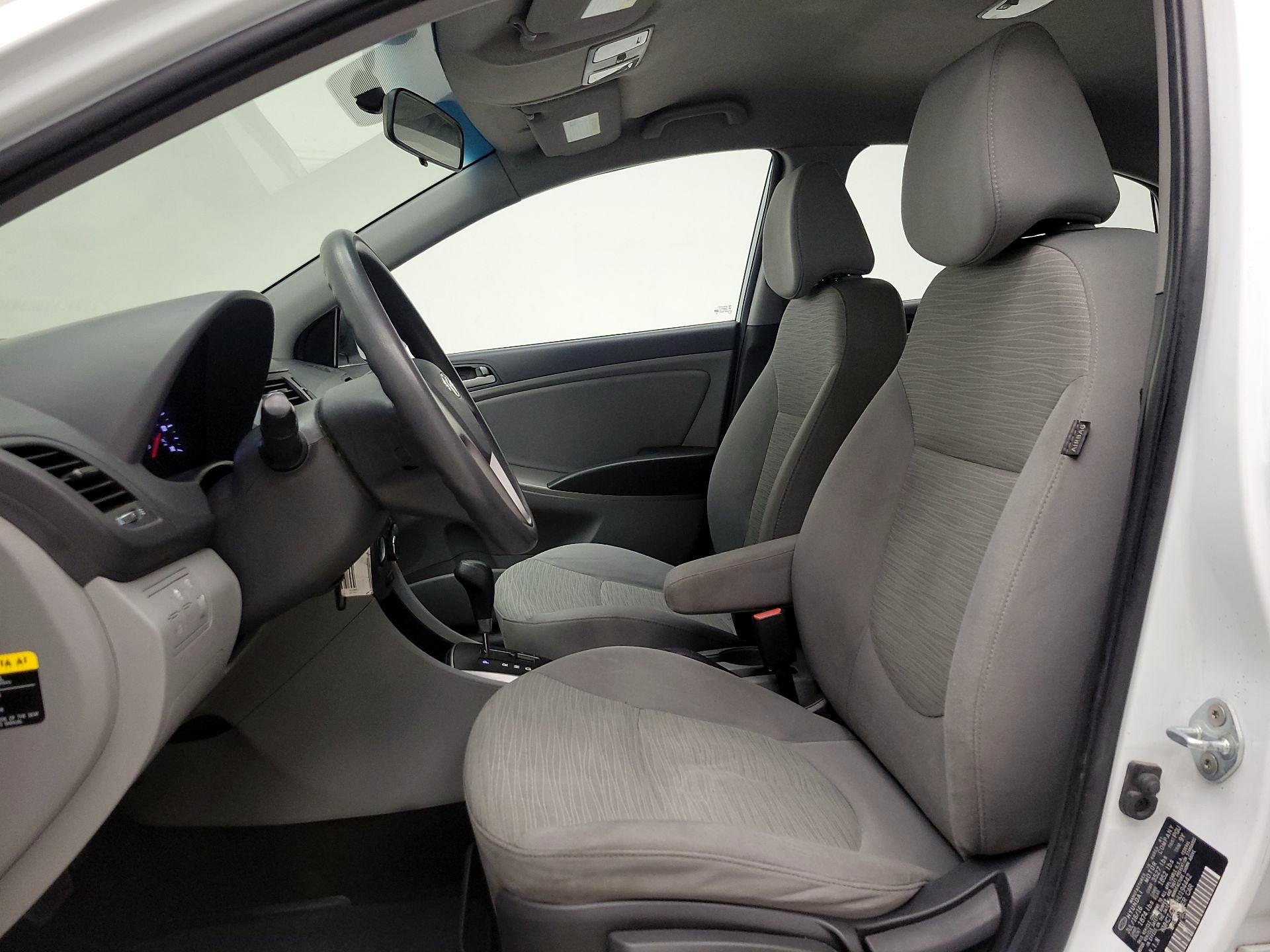 Thumbnail: 2017 Hyundai Accent - 11