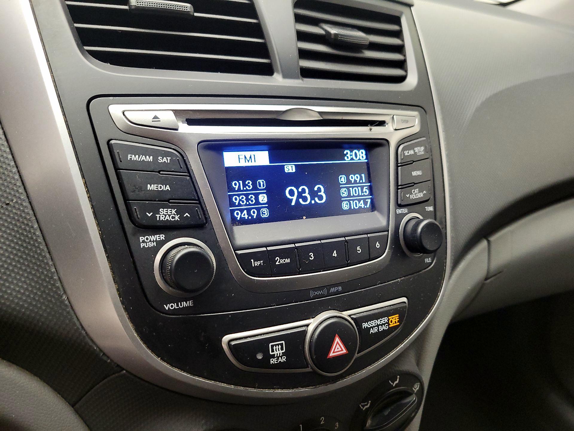 Thumbnail: 2017 Hyundai Accent - 14