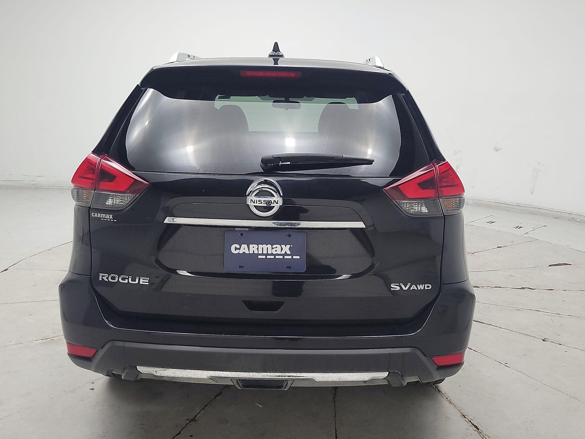 Thumbnail: 2017 Nissan Rogue - 6