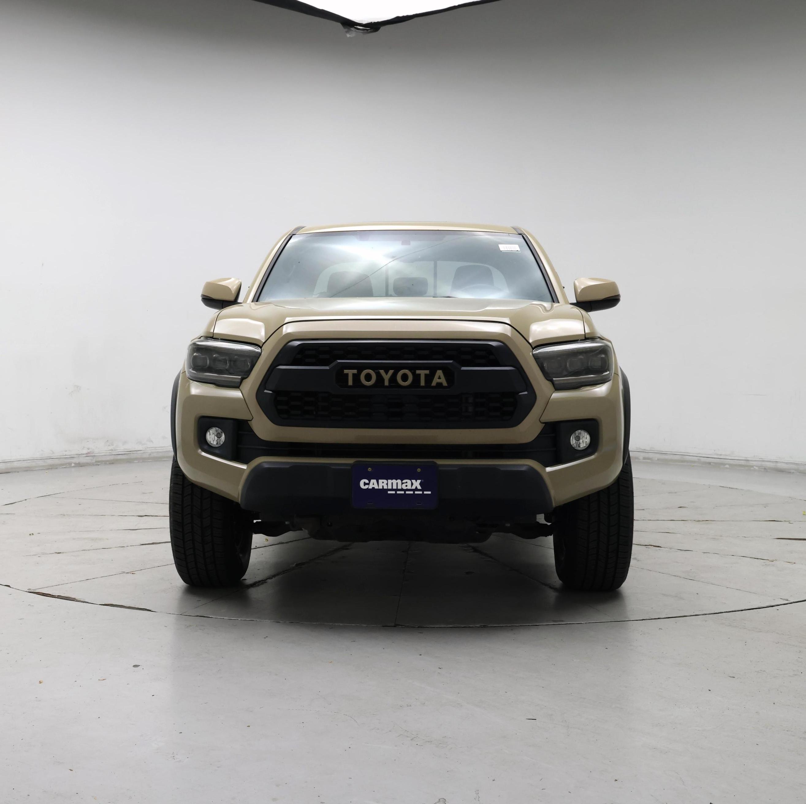 Thumbnail: 2017 Toyota Tacoma - 5