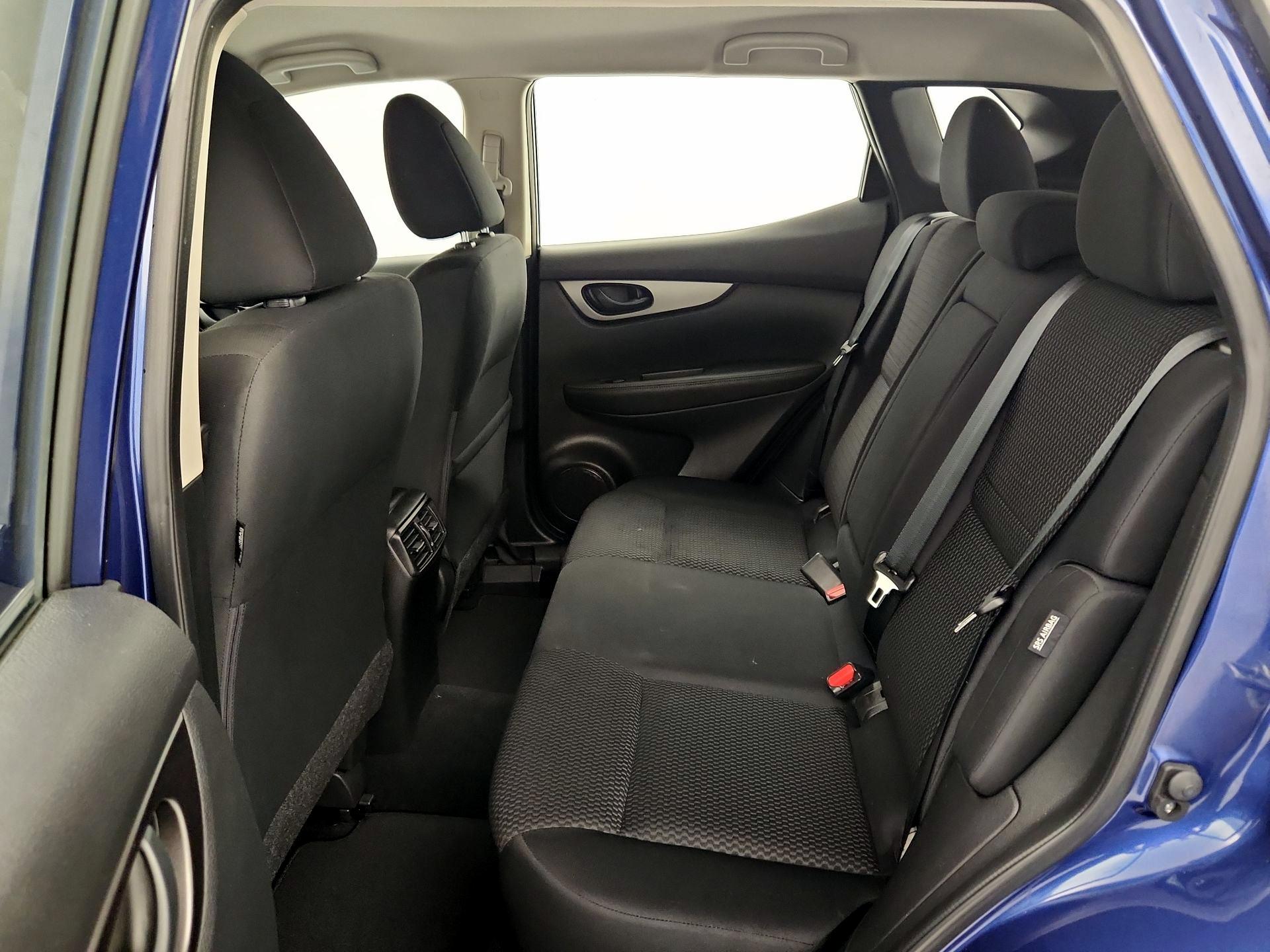 Thumbnail: 2022 Nissan Rogue Sport - 19