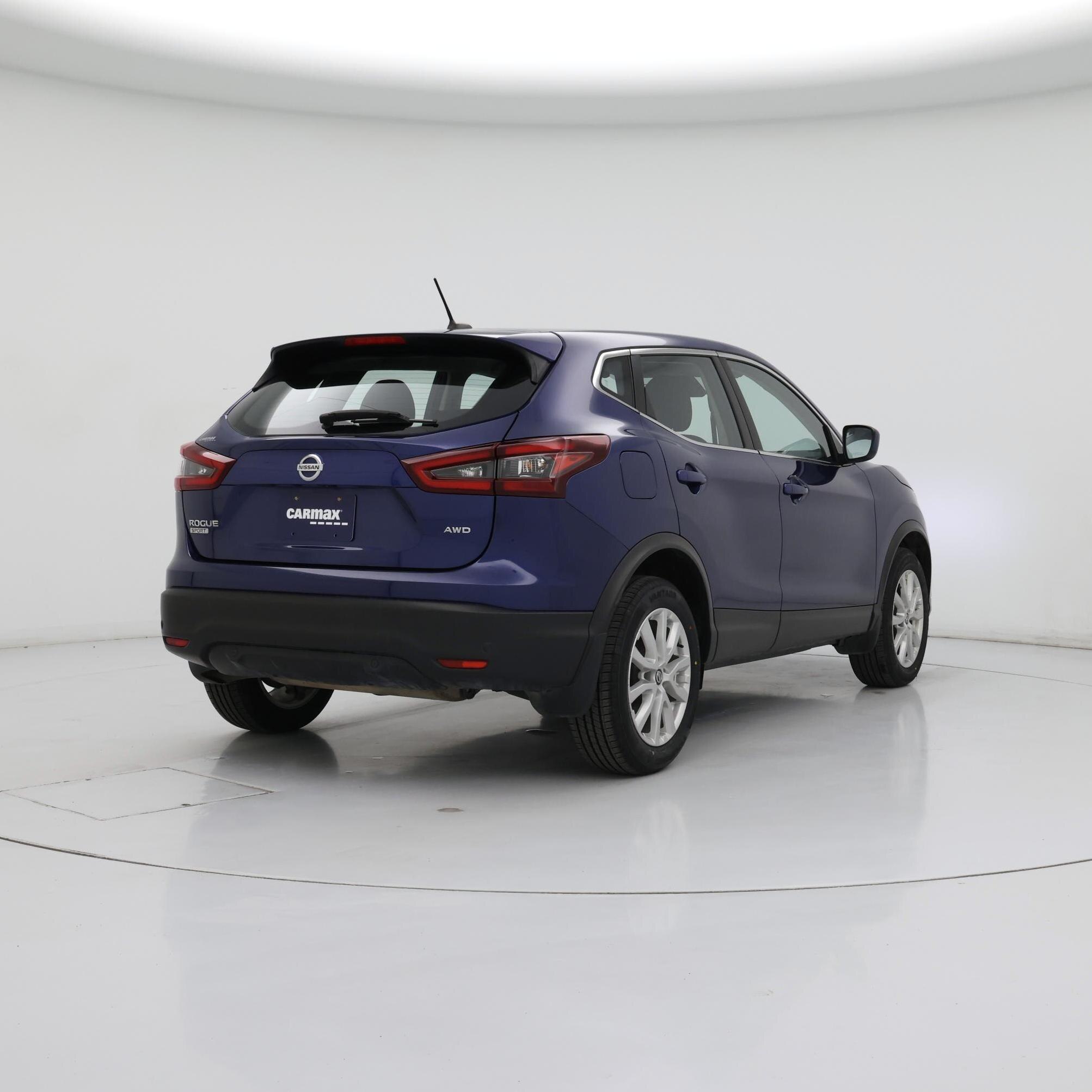 Thumbnail: 2022 Nissan Rogue Sport - 8