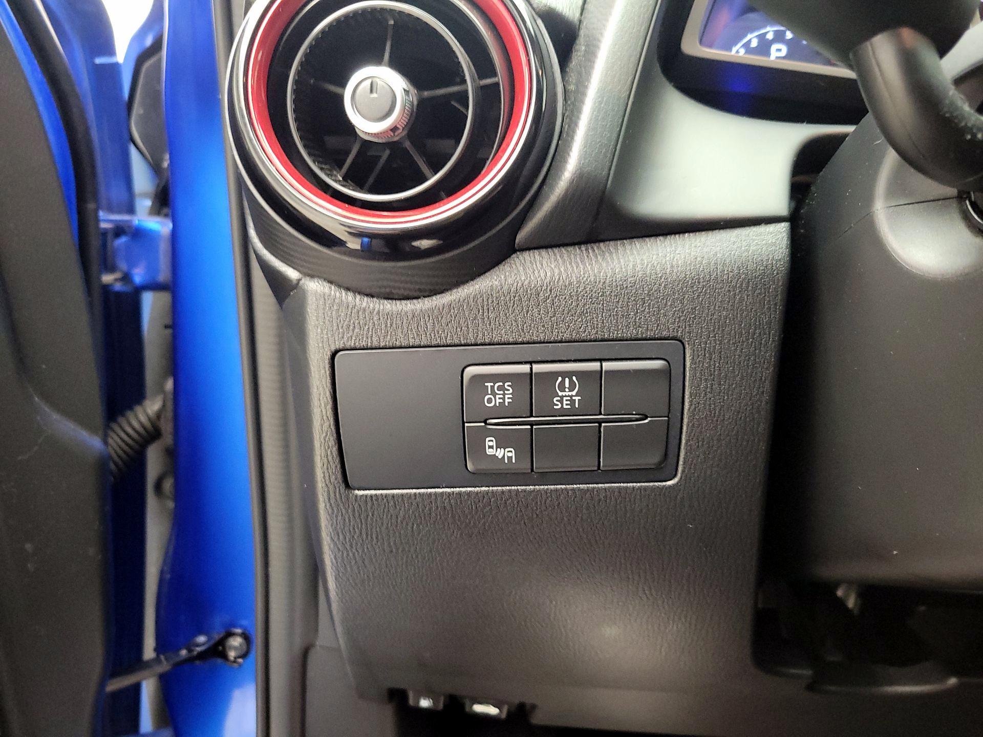 Thumbnail: 2017 Mazda CX-3 - 13