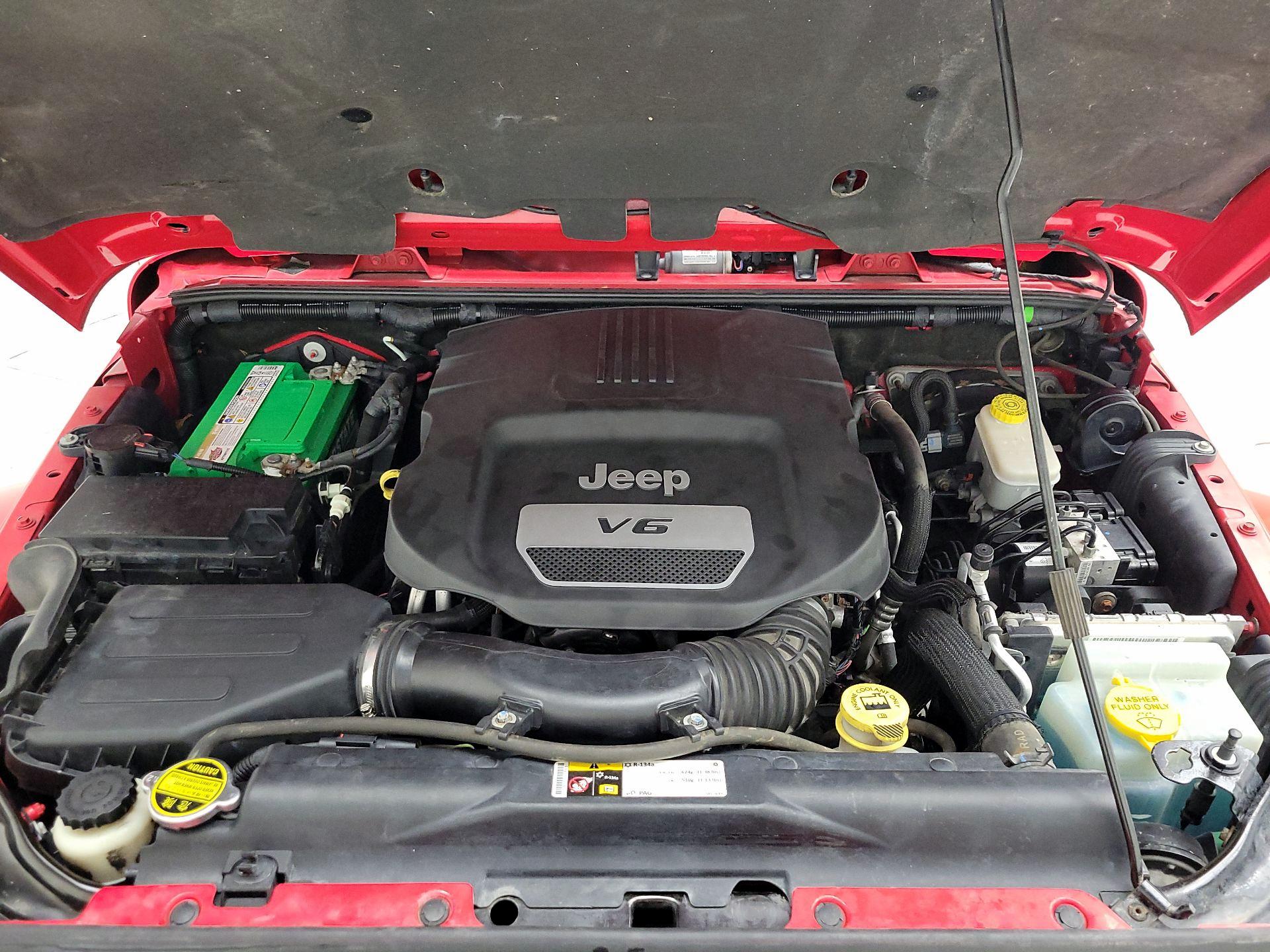 Thumbnail: 2015 Jeep Wrangler - 20