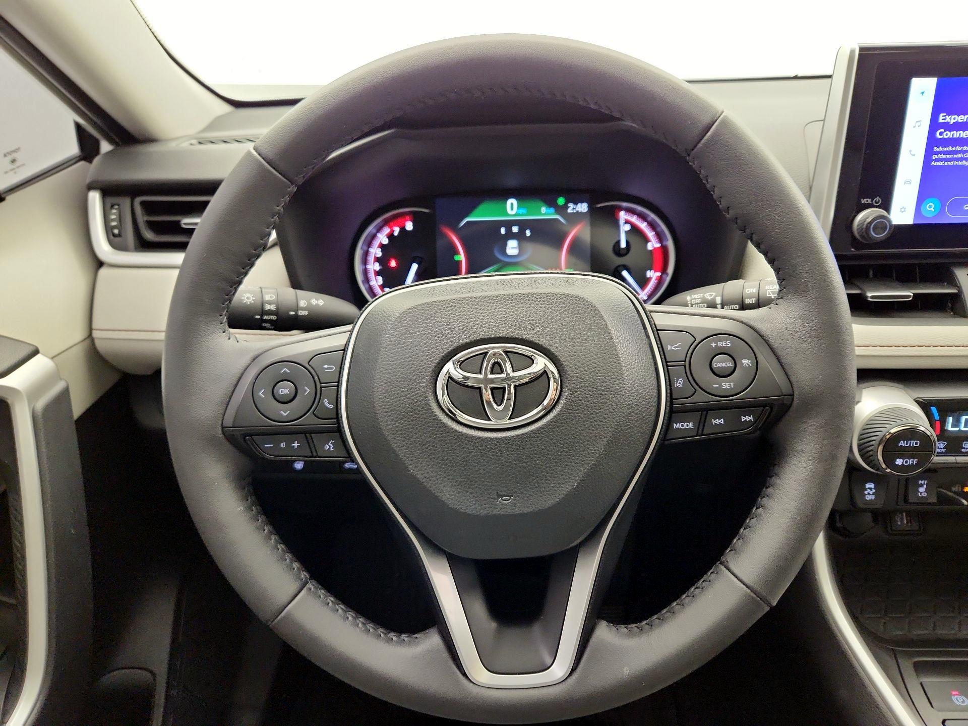 Thumbnail: 2024 Toyota RAV4 - 10