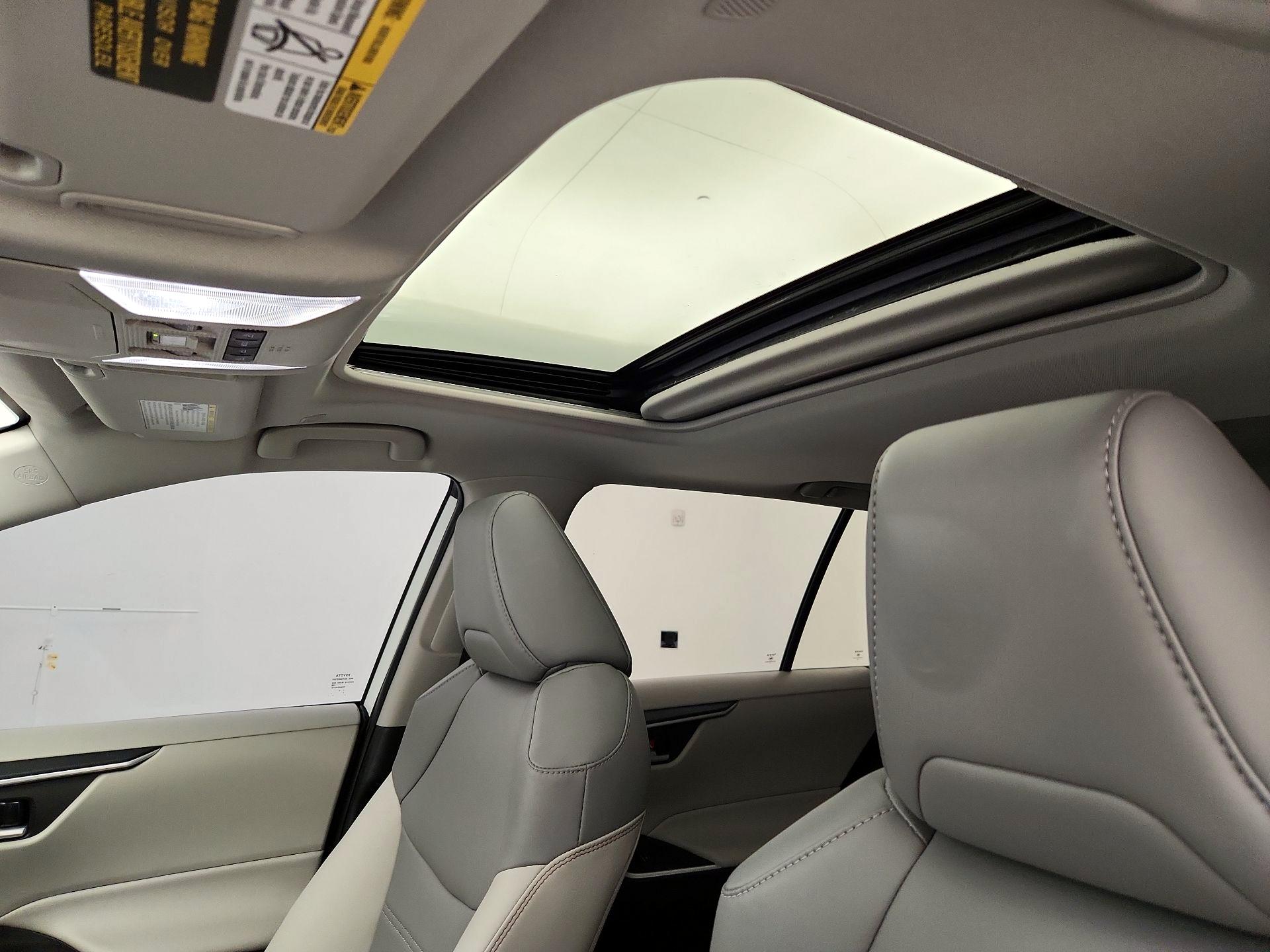 Thumbnail: 2024 Toyota RAV4 - 19