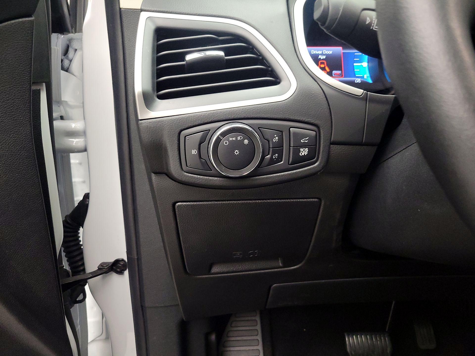 Thumbnail: 2021 Ford Edge - 13