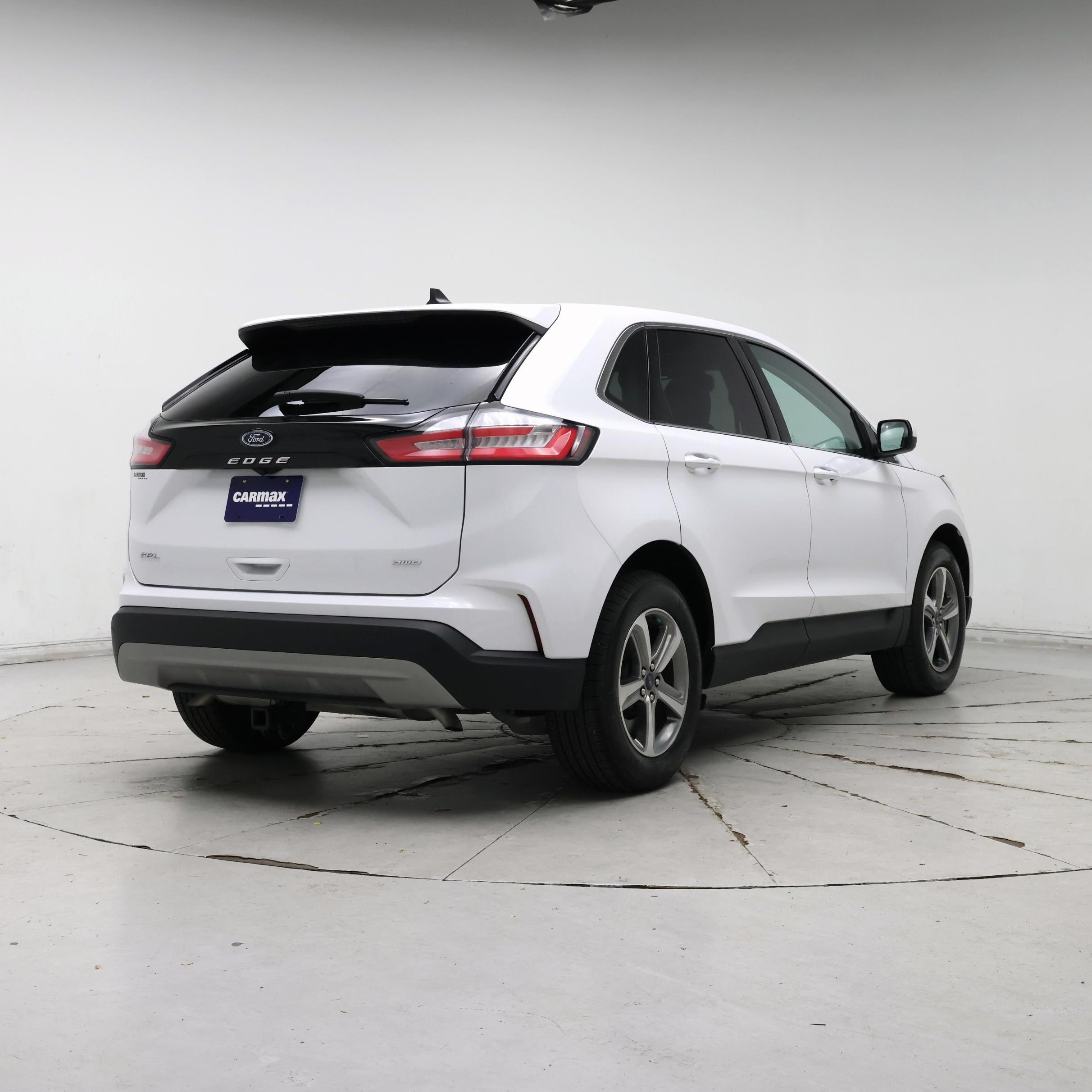 Thumbnail: 2021 Ford Edge - 8