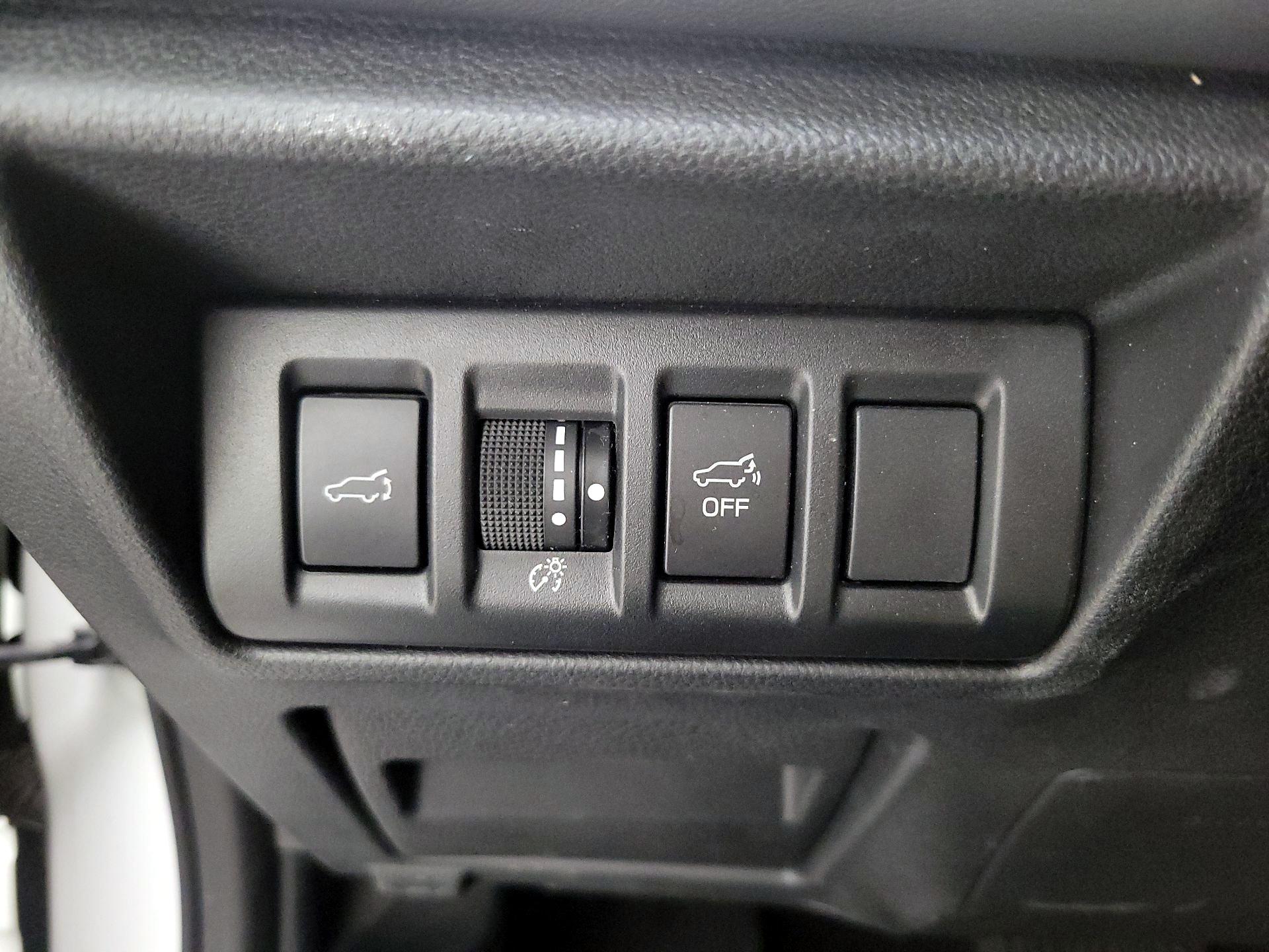 Thumbnail: 2022 Subaru Outback - 11